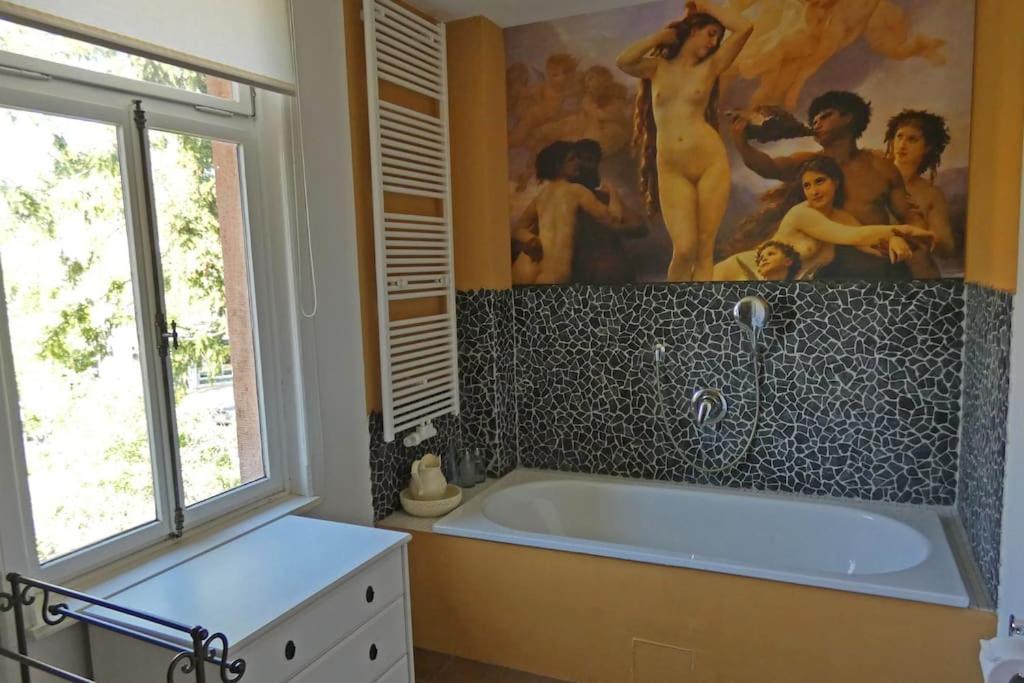 Herrschaftliches Apartment in historischer Villa