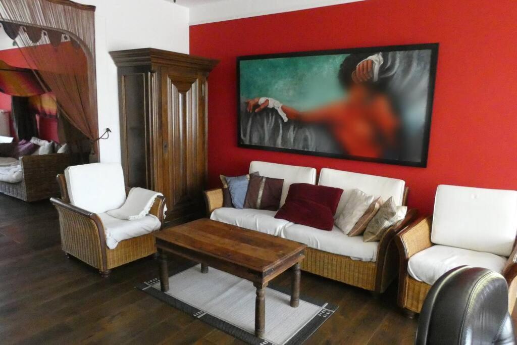 Herrschaftliches Apartment in historischer Villa