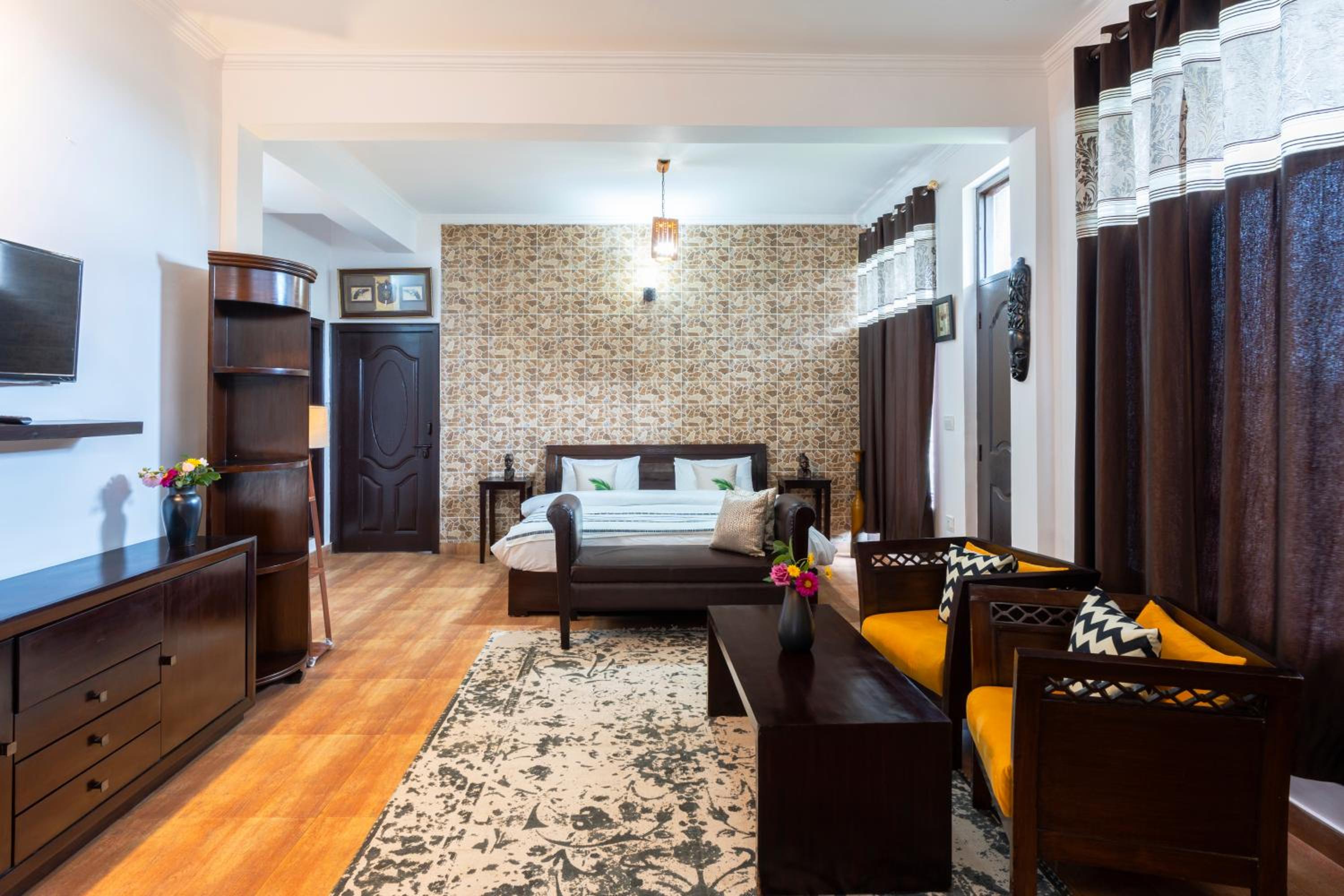 hotel room