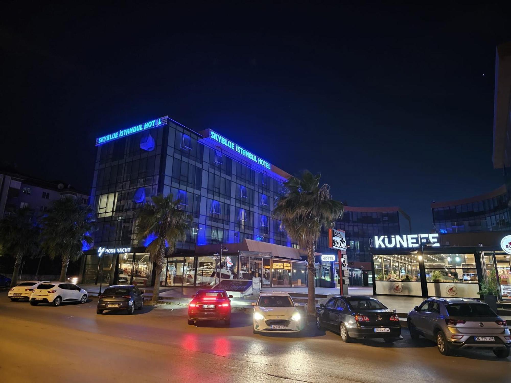 SKYBLUE İSTANBUL OTEL - Image 59