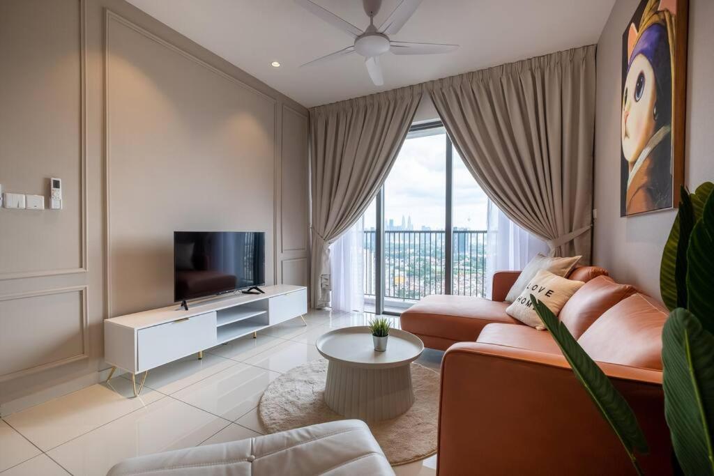 Stylist Classy Home@Kenwingston Platz Gombak 8pax