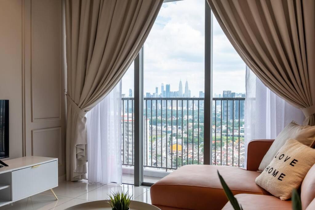 Stylist Classy Home@Kenwingston Platz Gombak 8pax