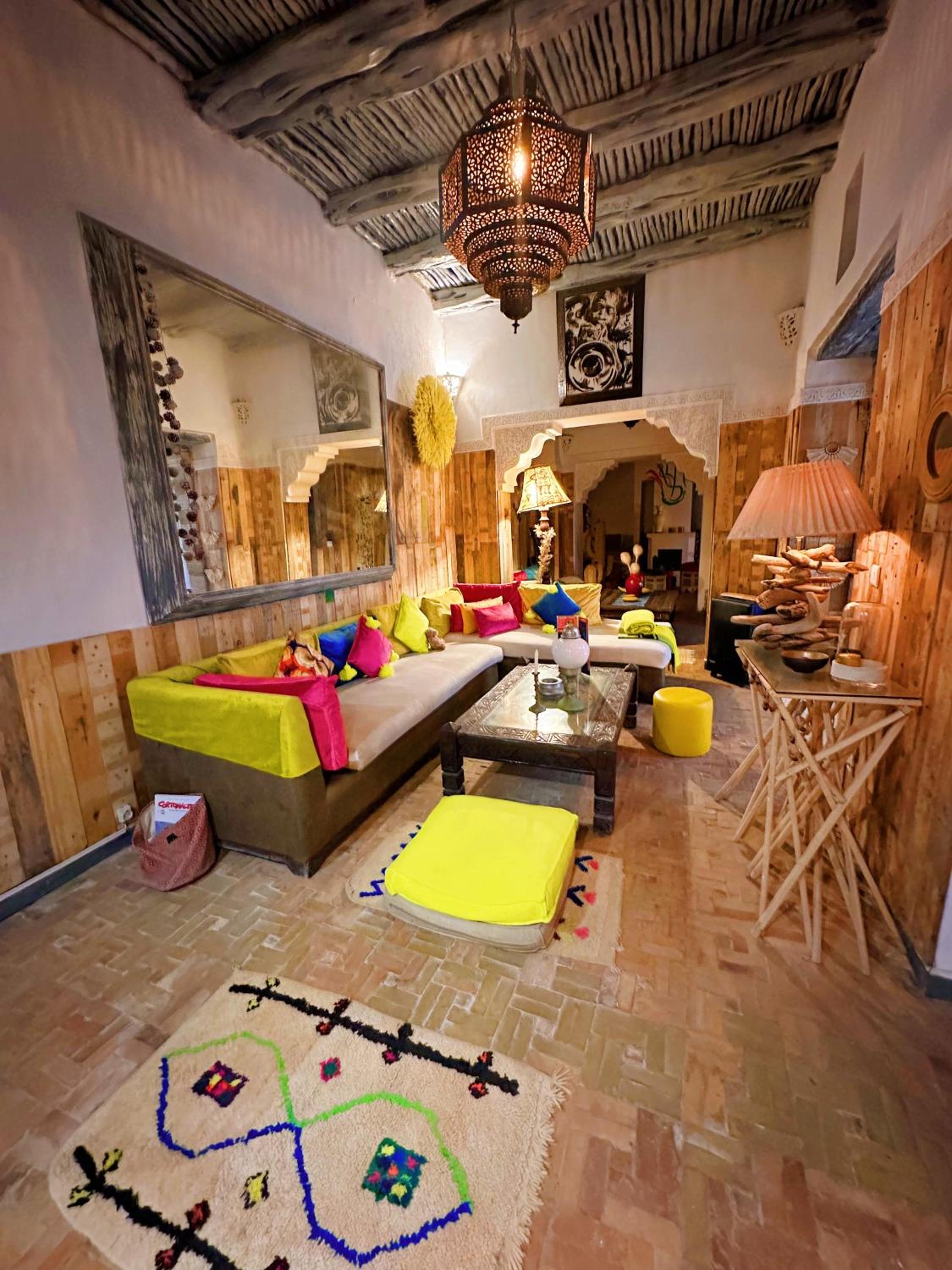 lounge