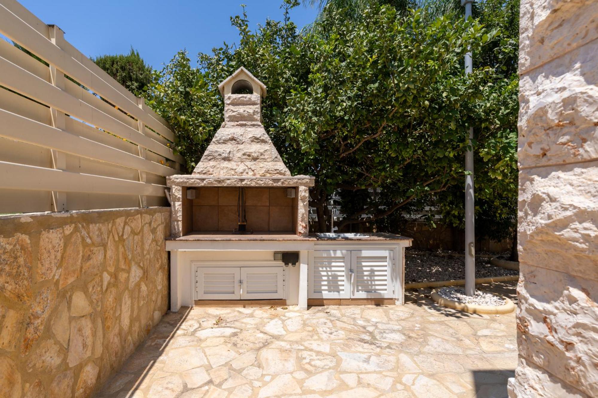 Lime 3-Bedroom Villa in Protaras
