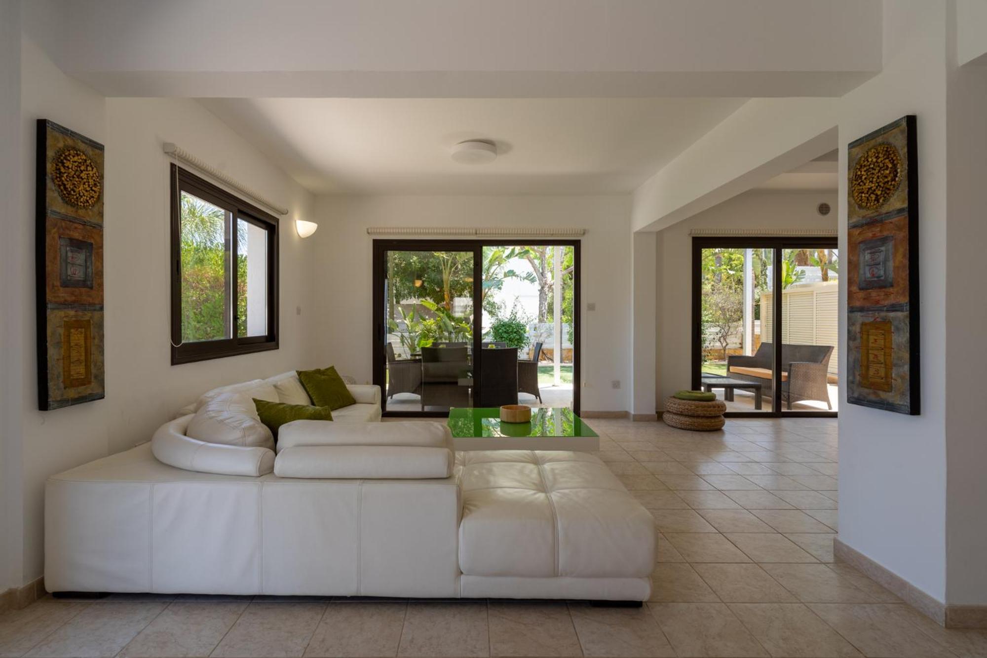 Lime 3-Bedroom Villa in Protaras