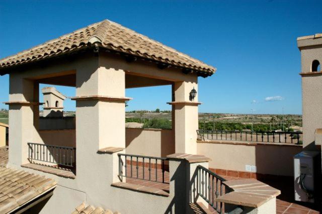 HL 001 Holiday rentals 3 Bedrooms 2 Bathroom view 5