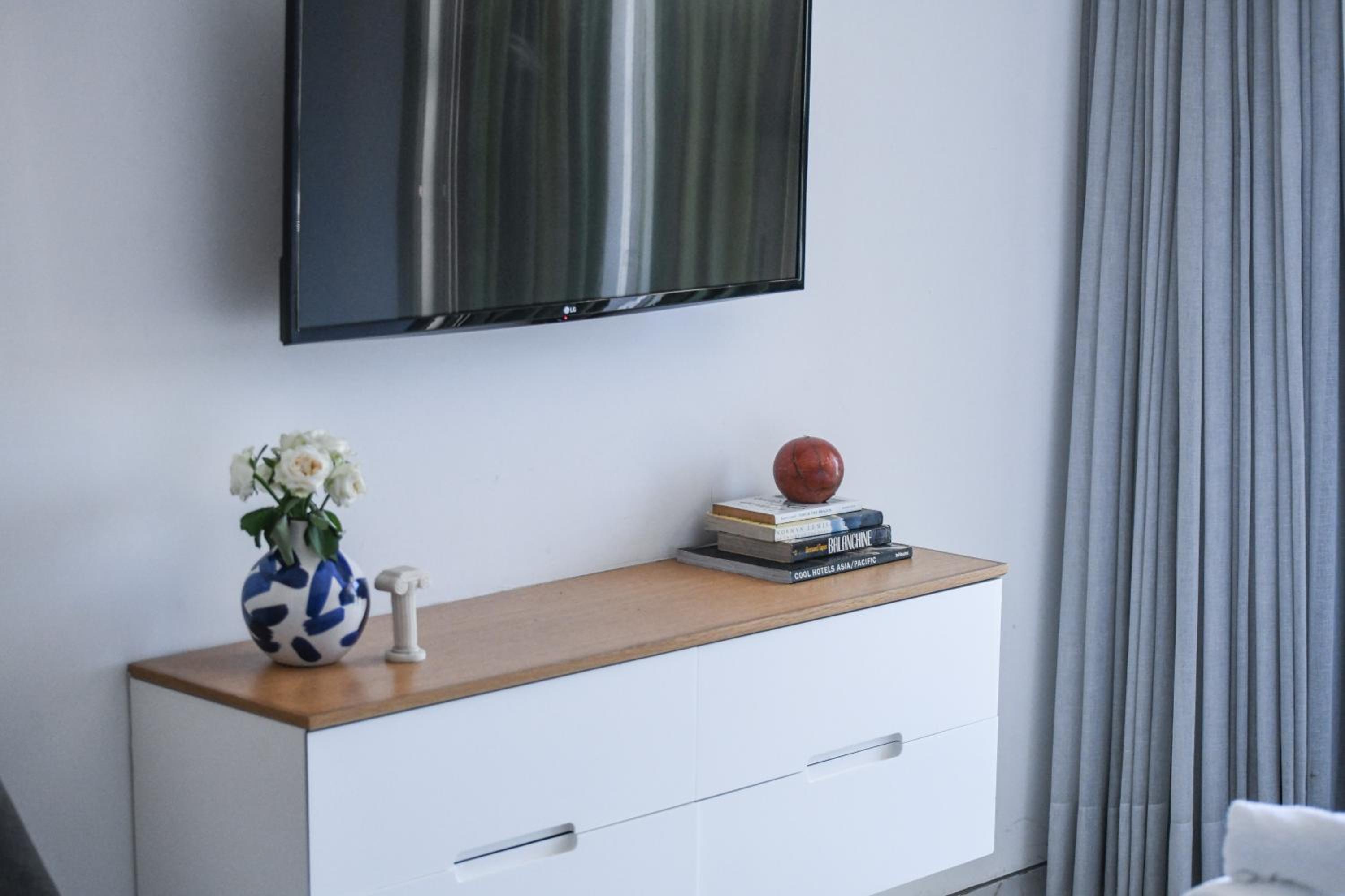 HaTsuk Beach Sea-View Studio by Sea N' Rent view 3
