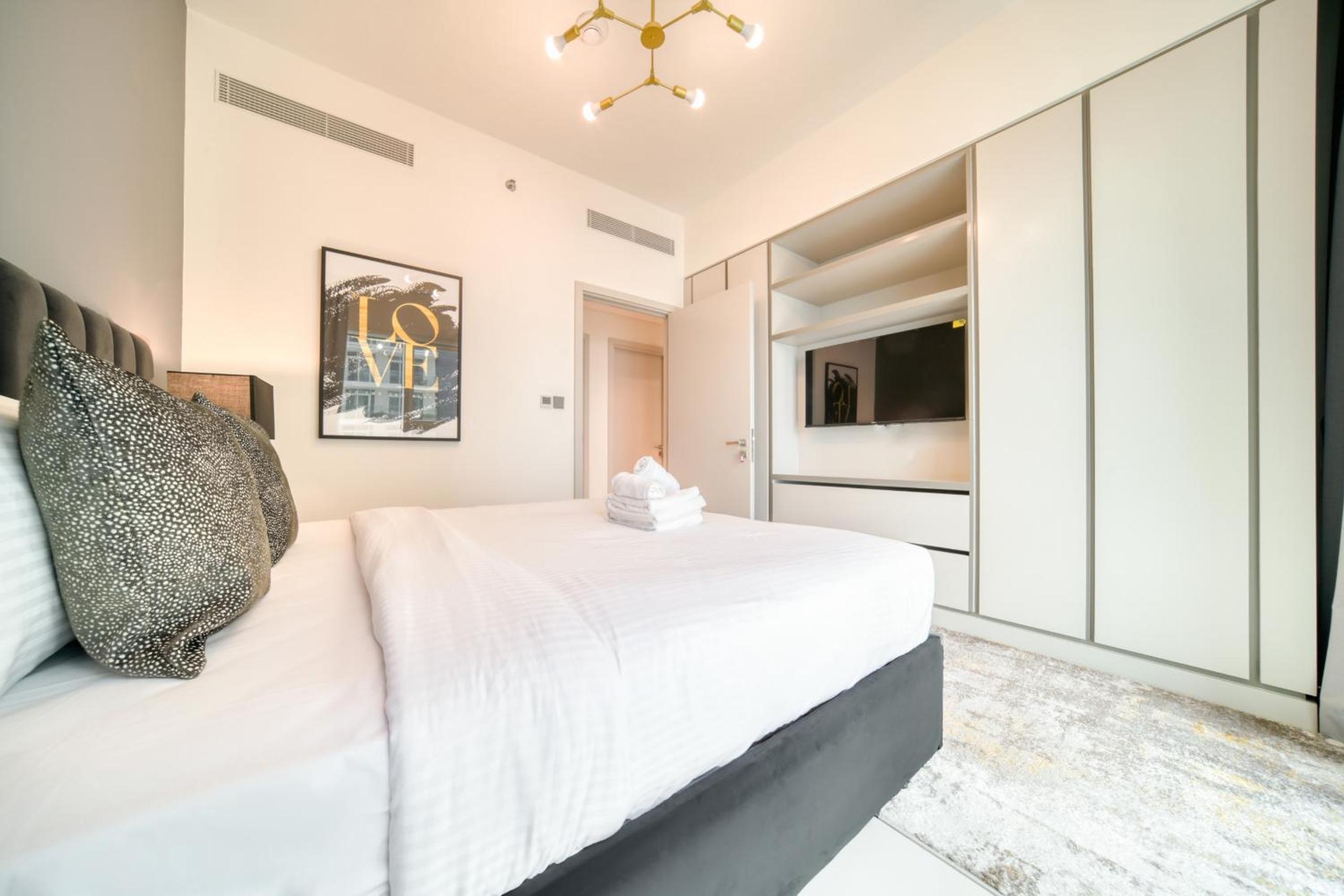 Sunrise Bay, Emaar Beachfront Dubai Harbour - Mint Stay