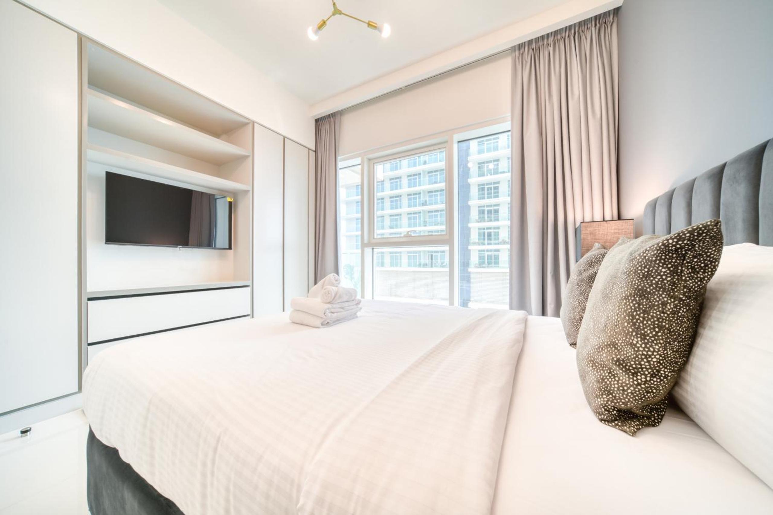 Sunrise Bay, Emaar Beachfront Dubai Harbour - Mint Stay