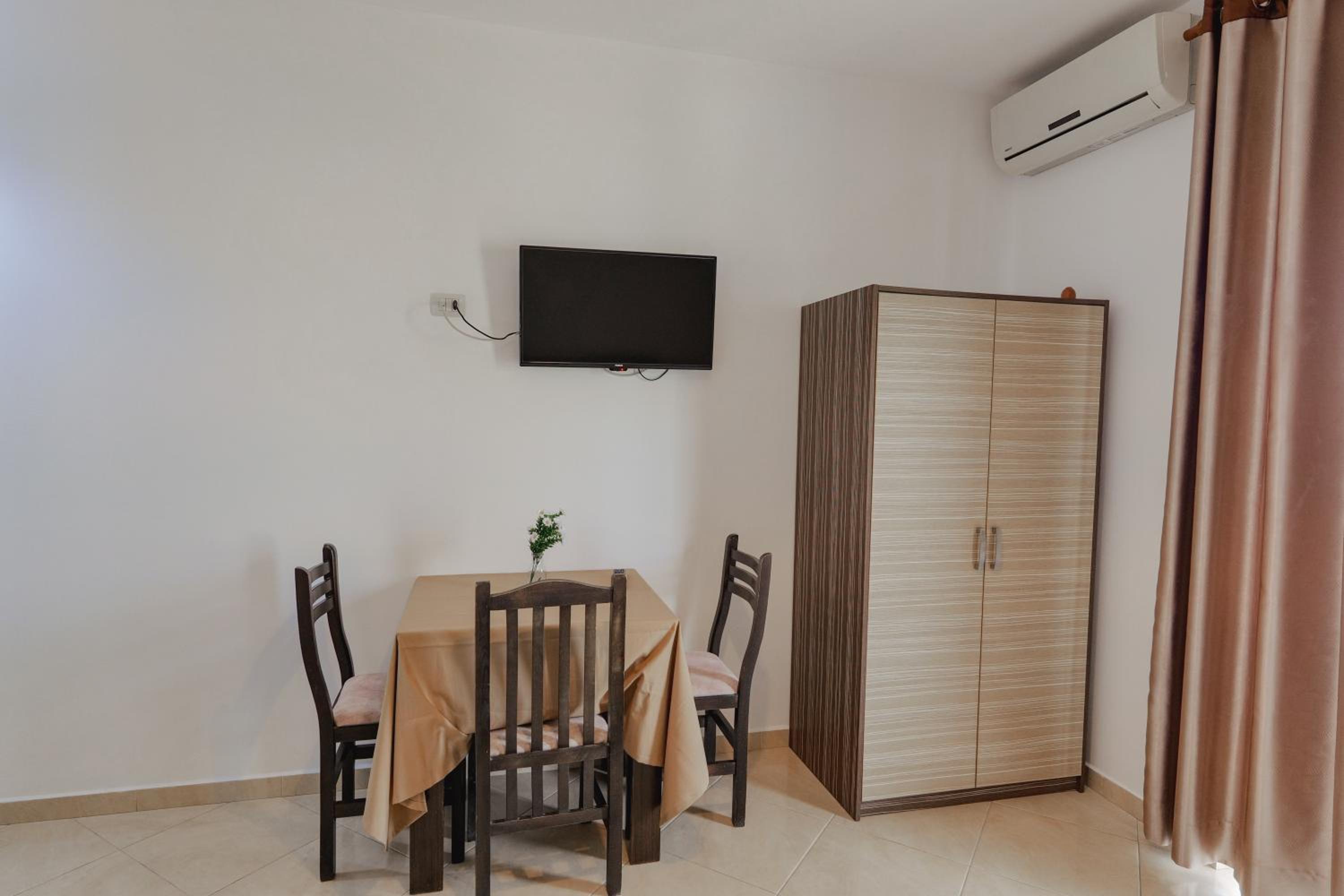 Hotel Edola
