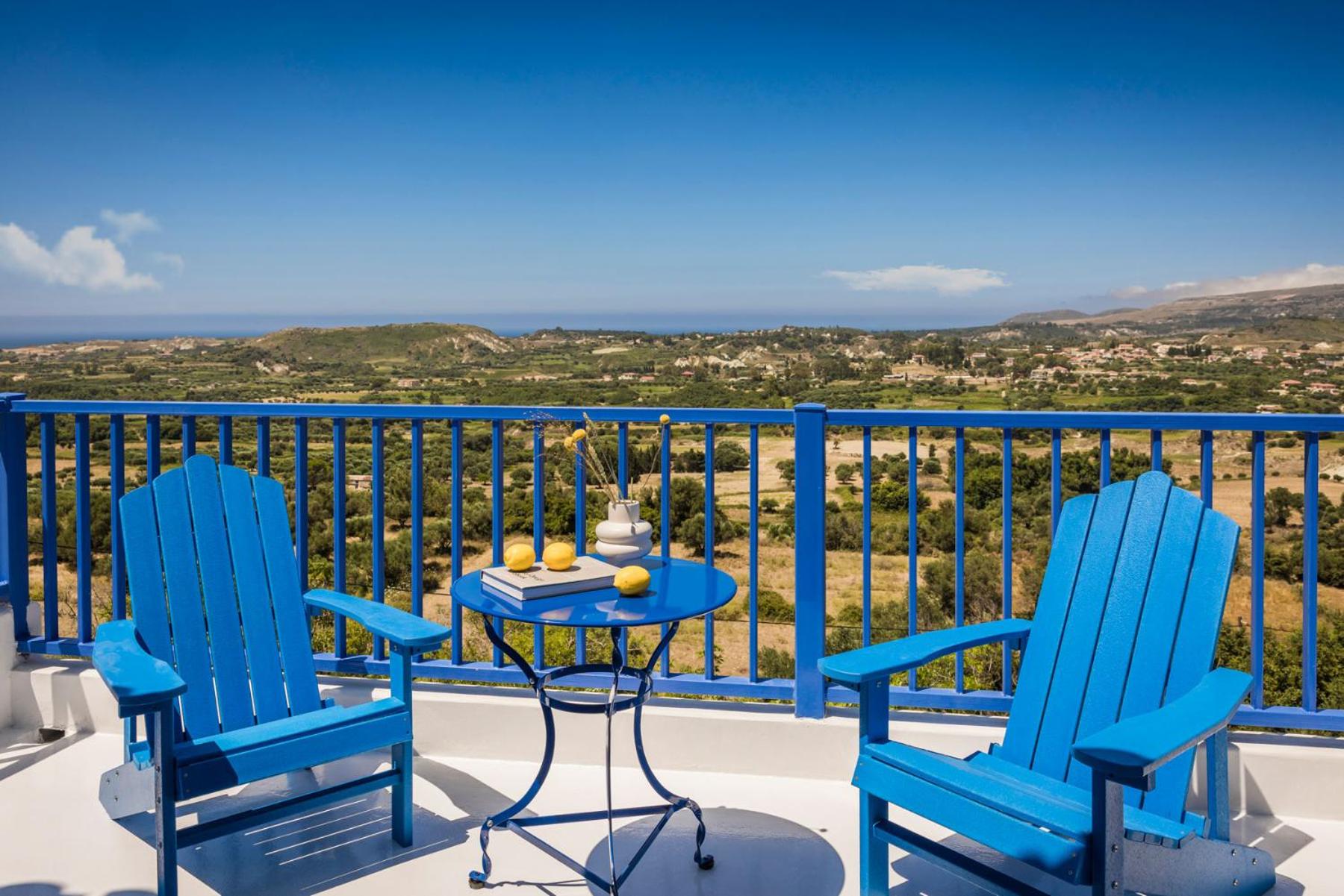 Villa Camelia-Iris sunset villas view 2