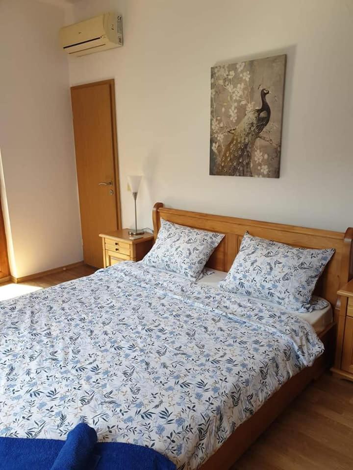 Victoria Villa, 13 Merlot street, The Vineyards resort, Aheloy, Pomorie.