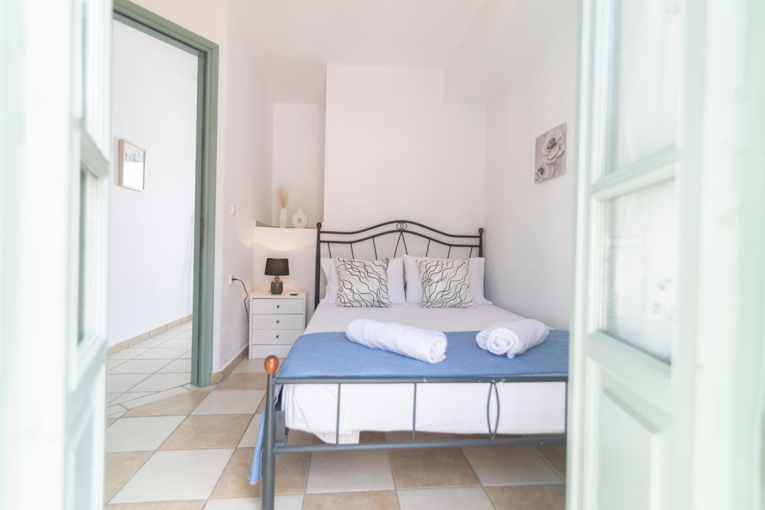 Faros Coastal Apartments photo 5