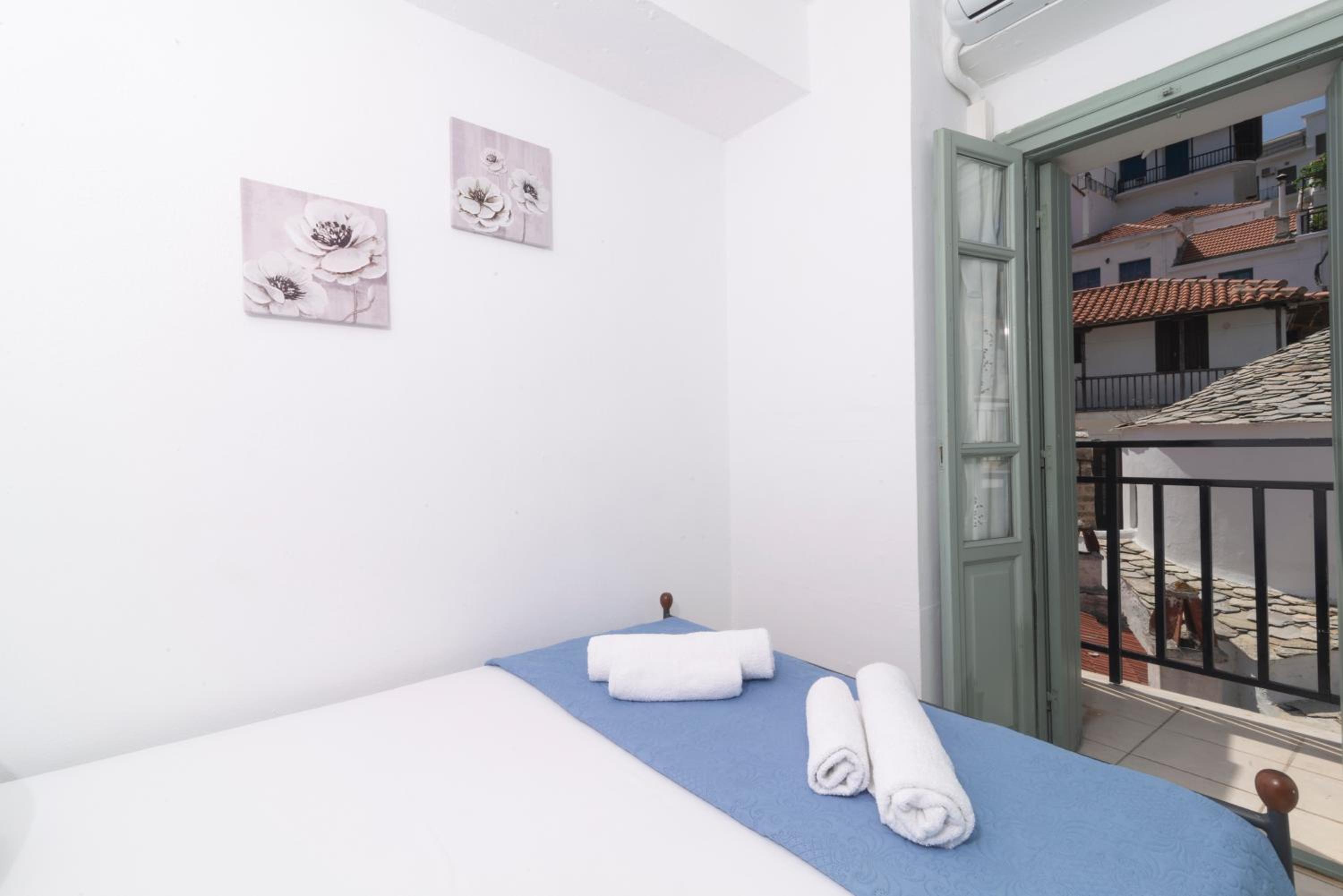 Faros Coastal Apartments