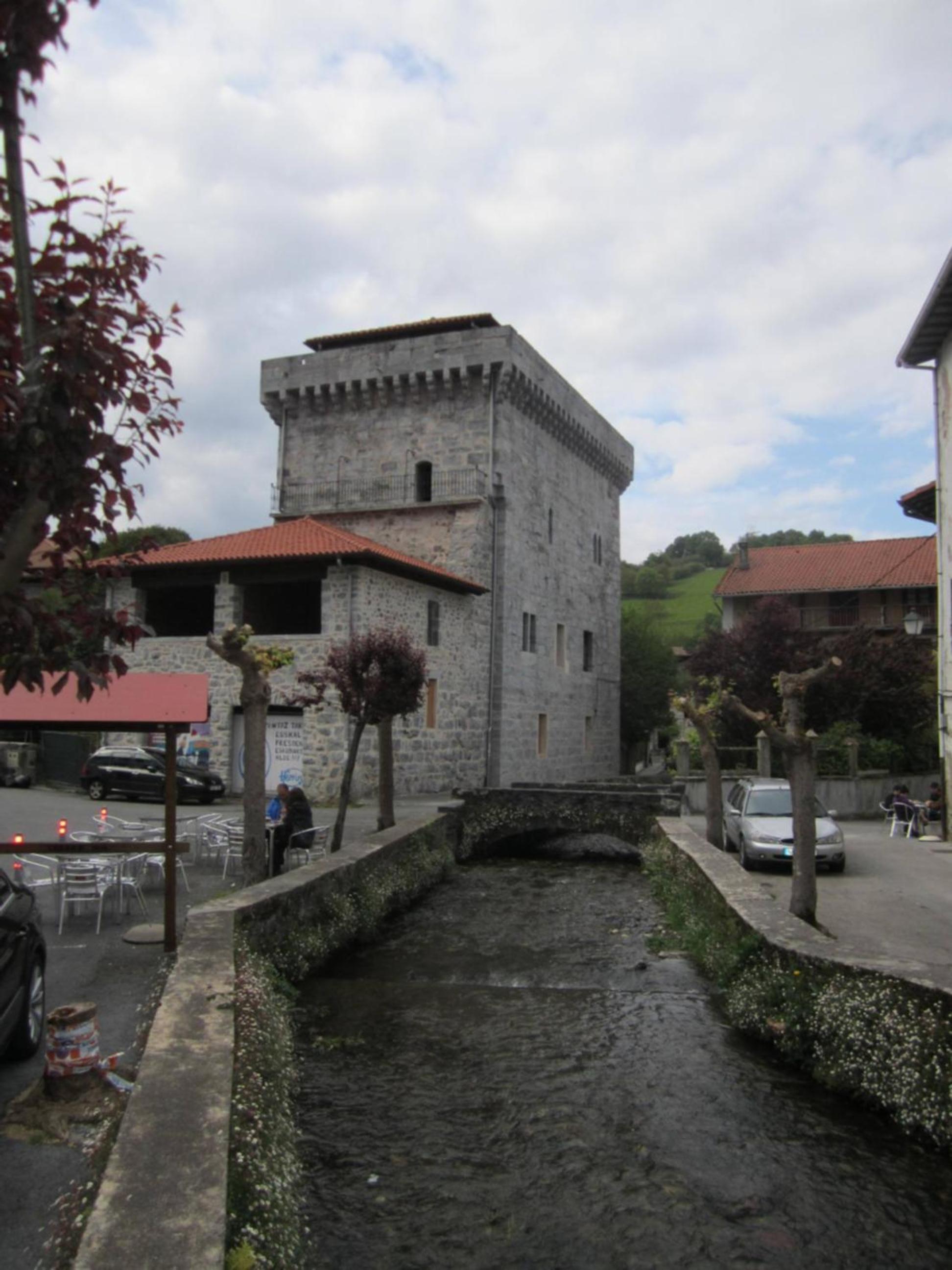 Photo 27