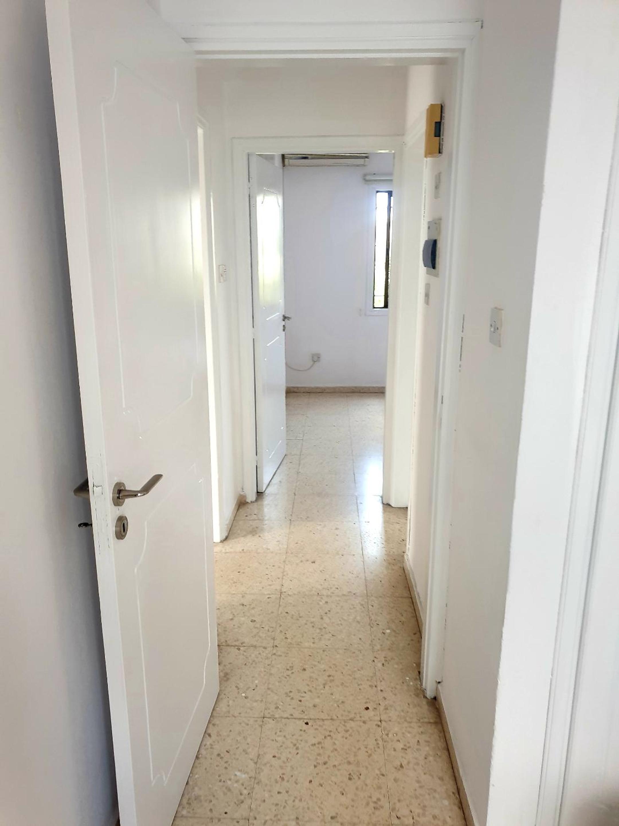 Spacious 2 BR appartment near mall -Internet 1Gbps