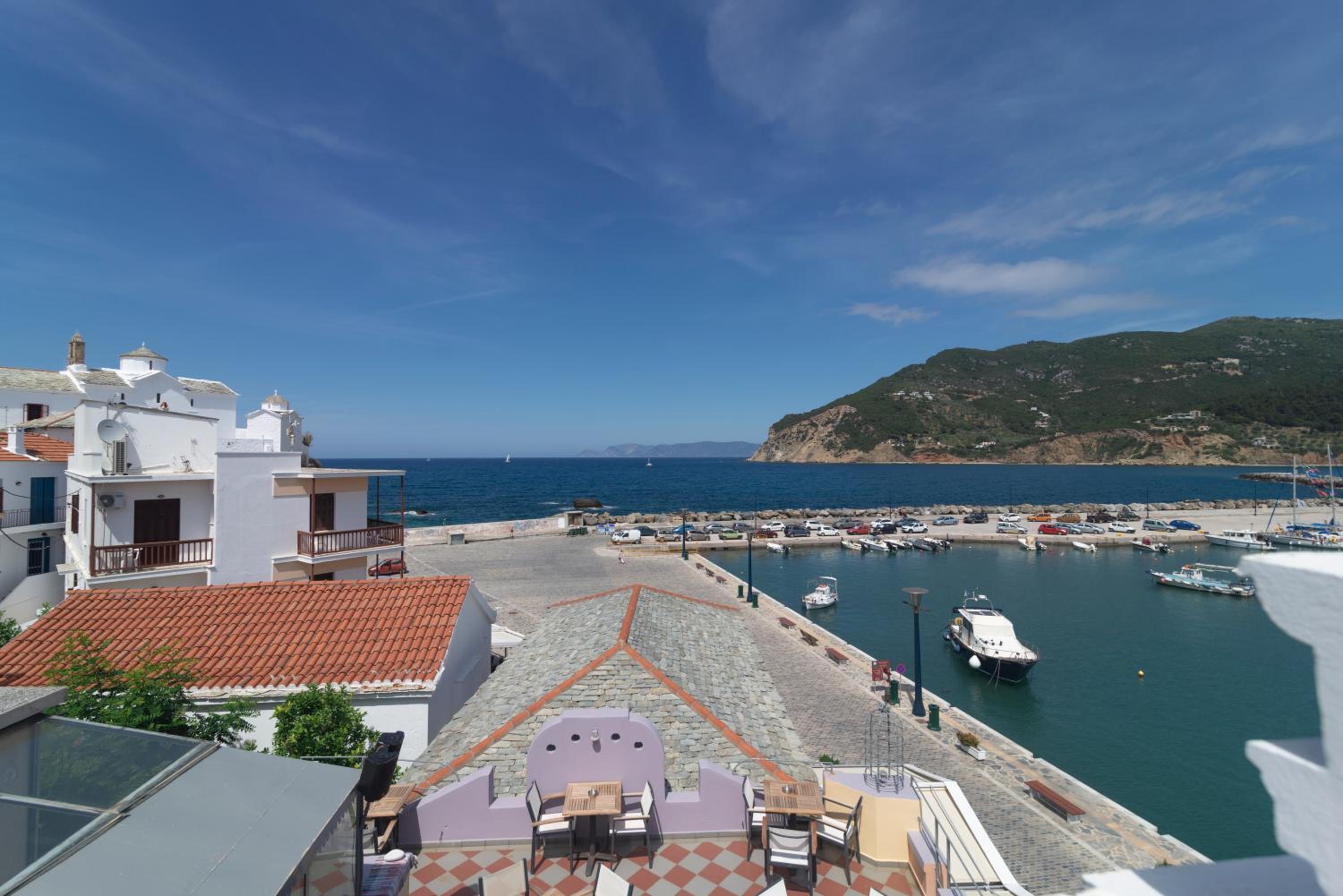 Faros Coastal Apartments