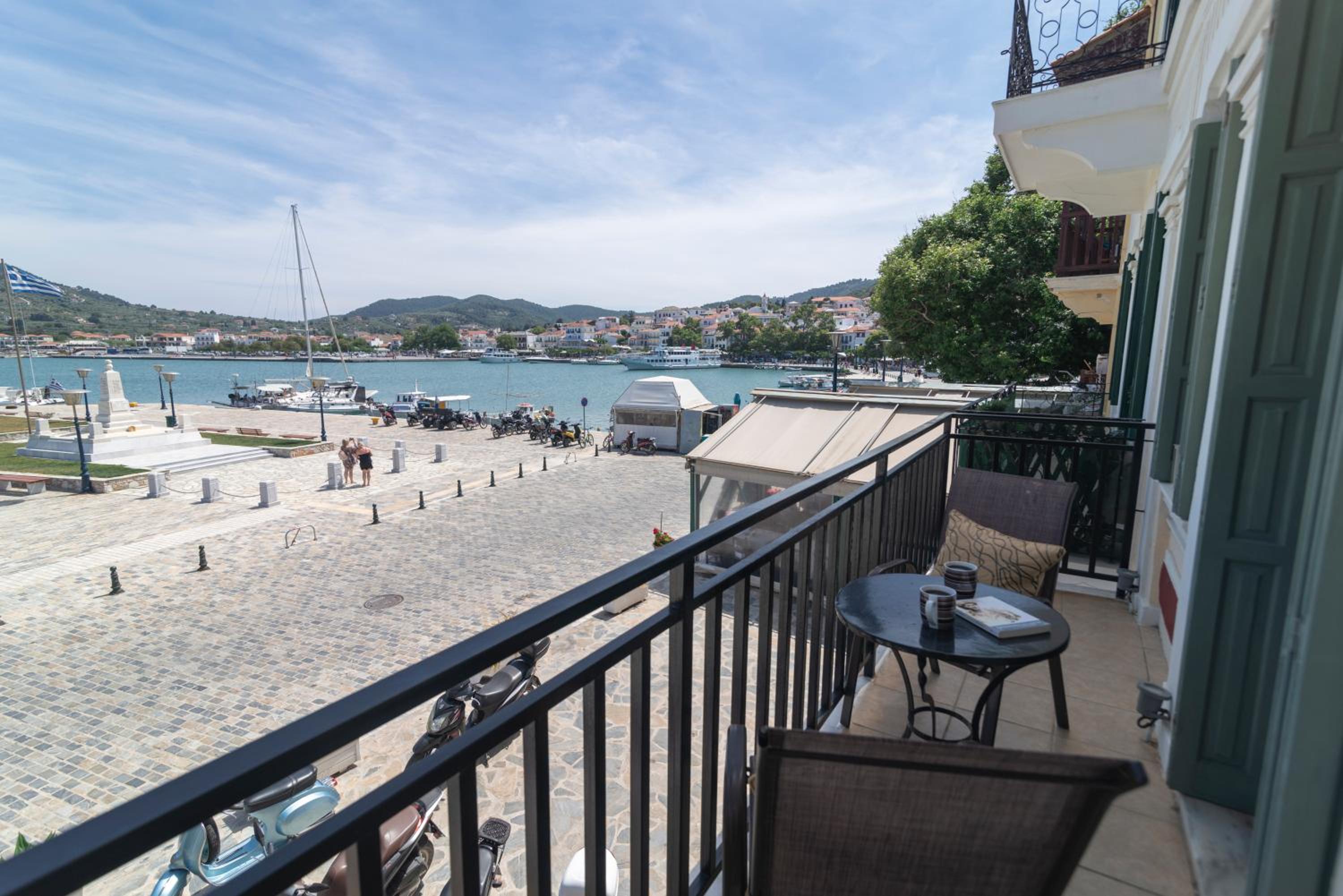 Faros Coastal Apartments