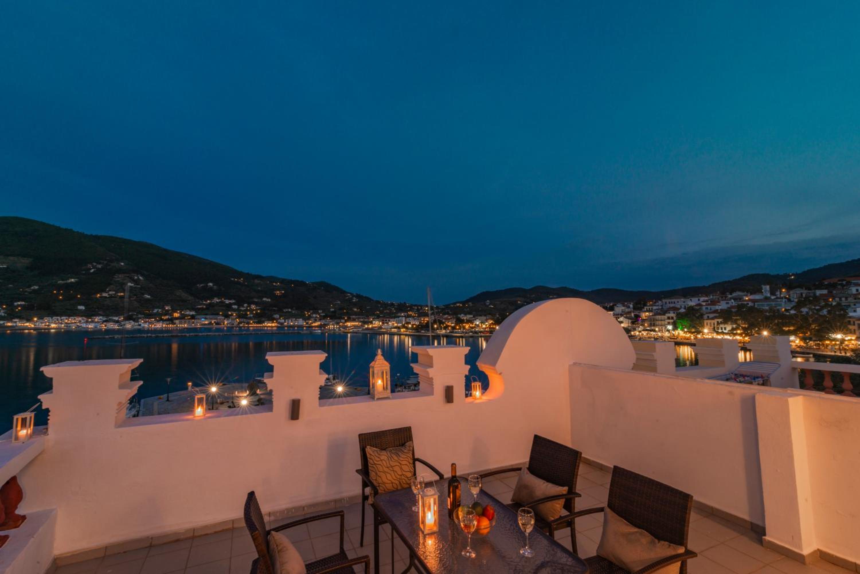 Faros Coastal Apartments
