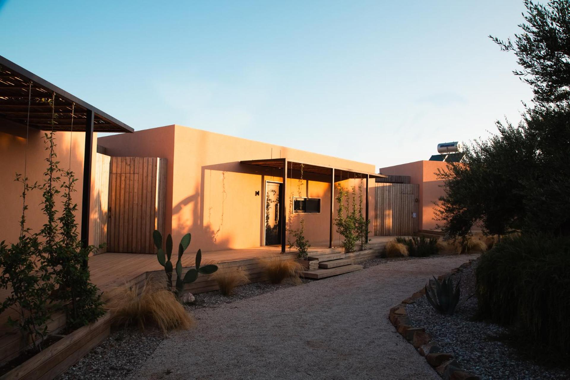 Hotel eftopia - Image 1