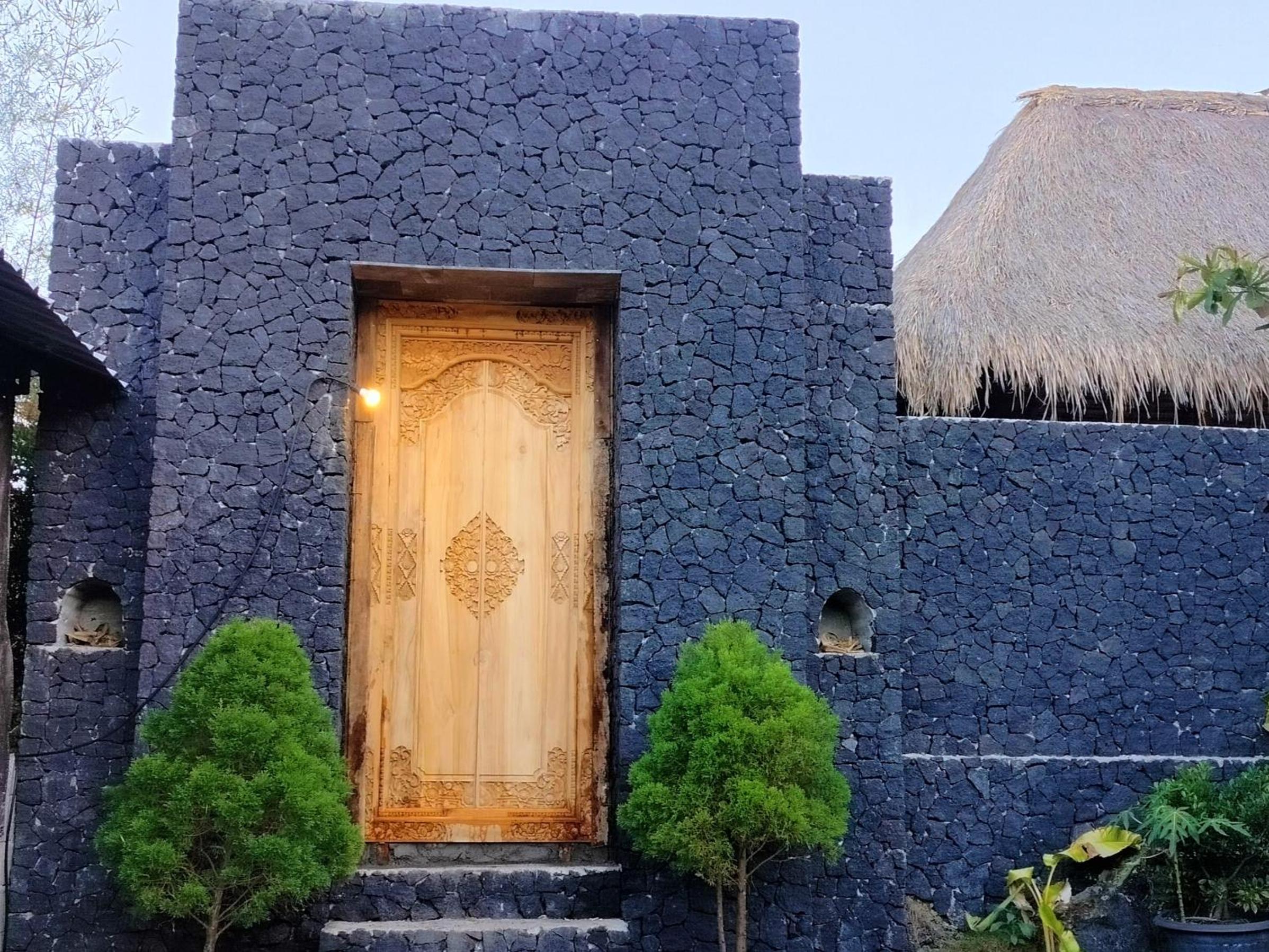 Lake Batur Cottage view 3