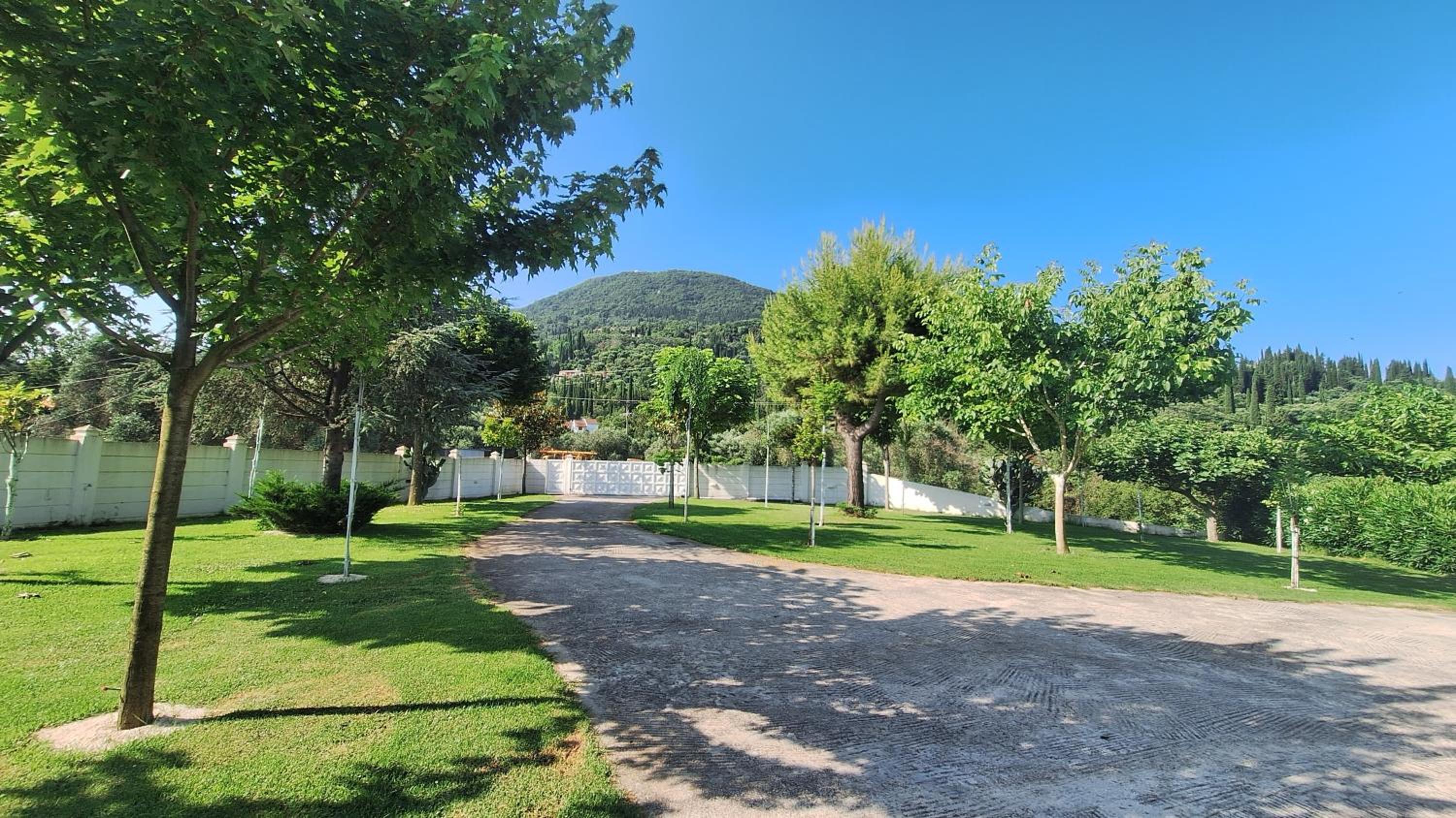 Mythos luxury apartments