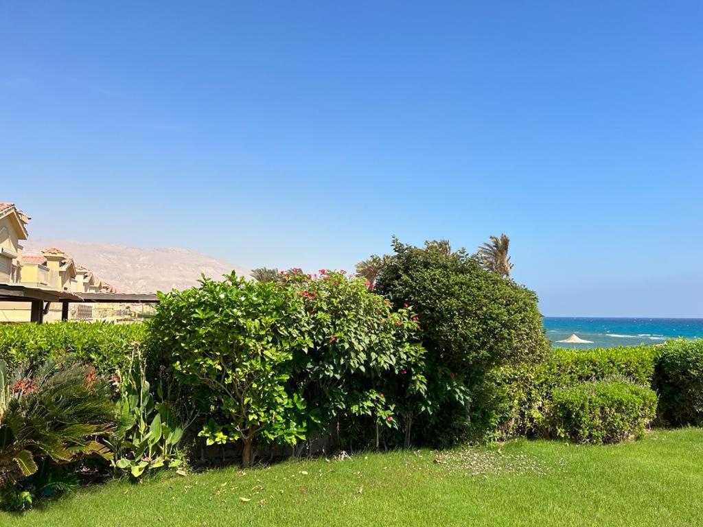 First Row Sea Front Villa La Vista Topaz--Families Only view 4