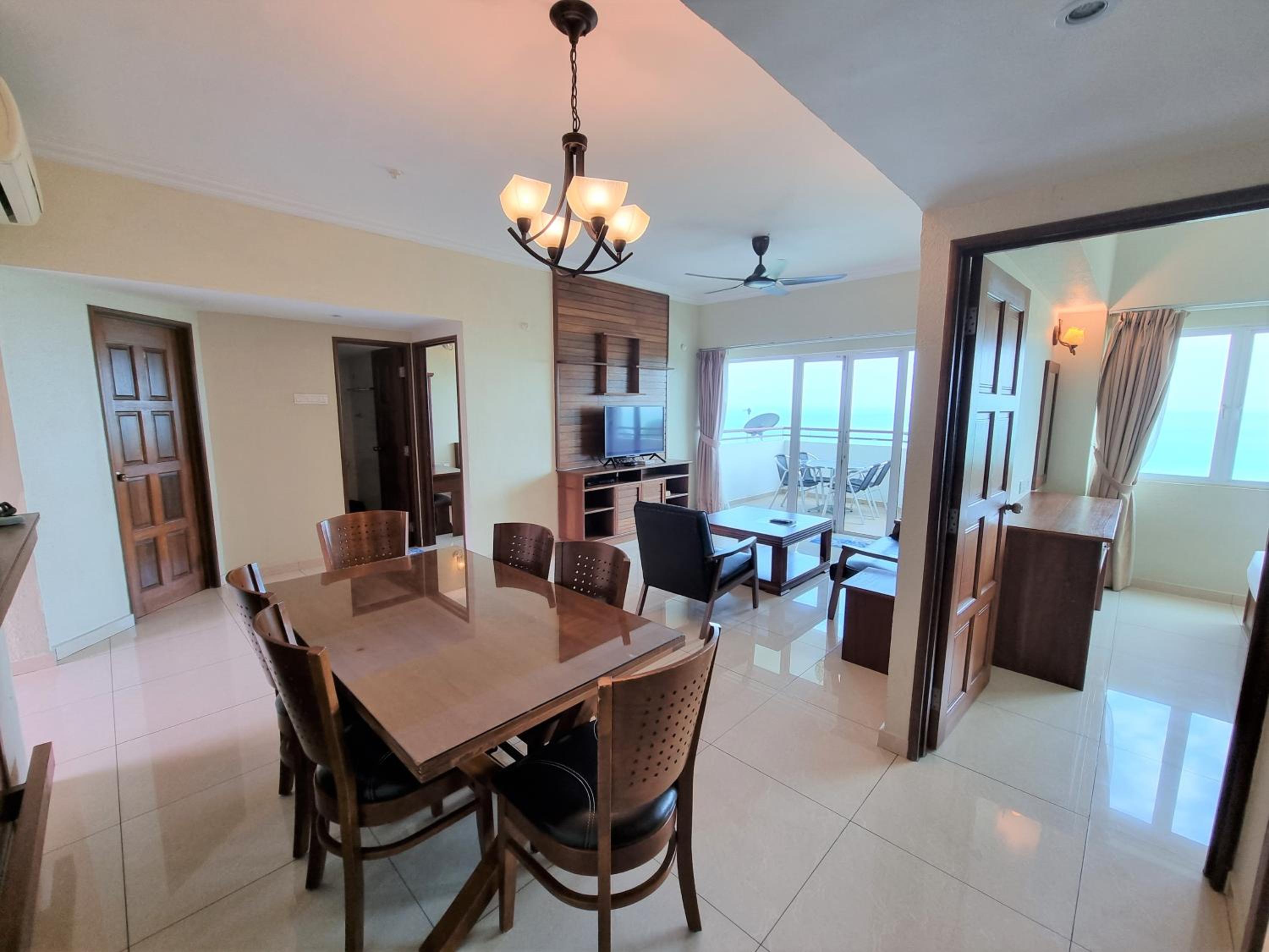 Aloka Seaview Apartment photo 2