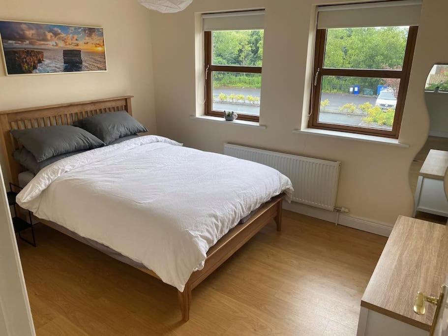 Beautiful 3 Bedroom House in Coolaney Village County Sligo