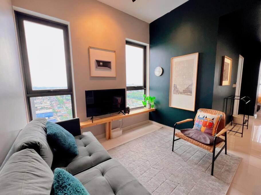 Studio Staycation D'Sara @ Linked MRT, Near Thomson Hospital & Sungai Buloh Hospital photo 8