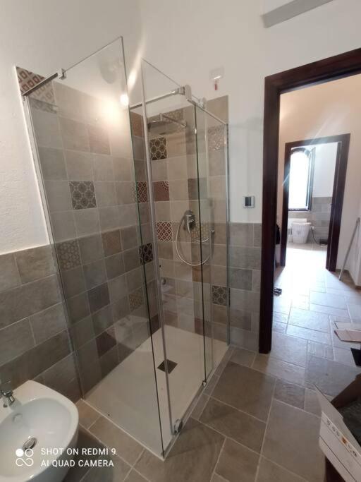 Indipendent villa at only 100 mt. from the beach view 3