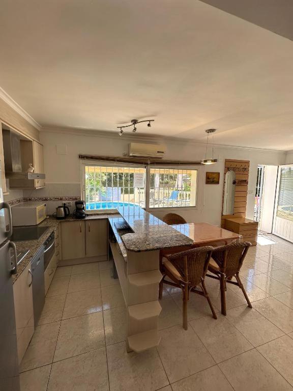 Apartamentos en la villa con el territorio común en Calpe