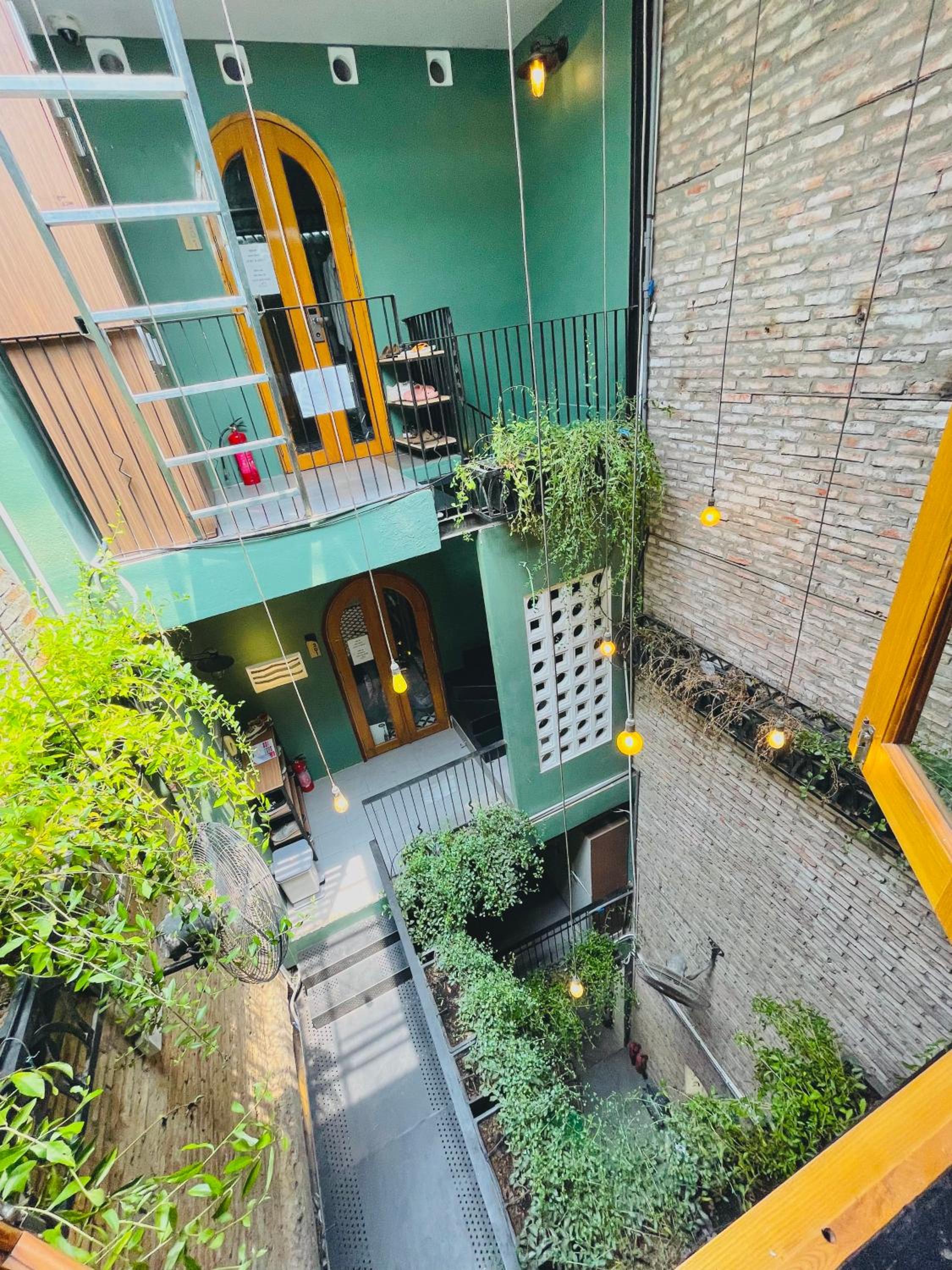 VY DA CENTRAL MARKET HOSTEL