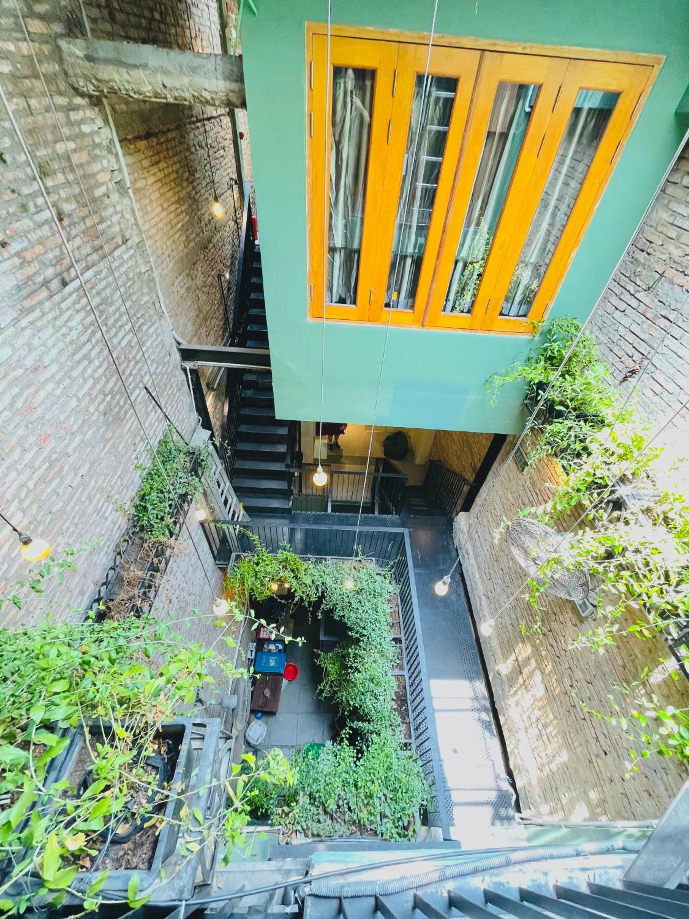 VY DA CENTRAL MARKET HOSTEL