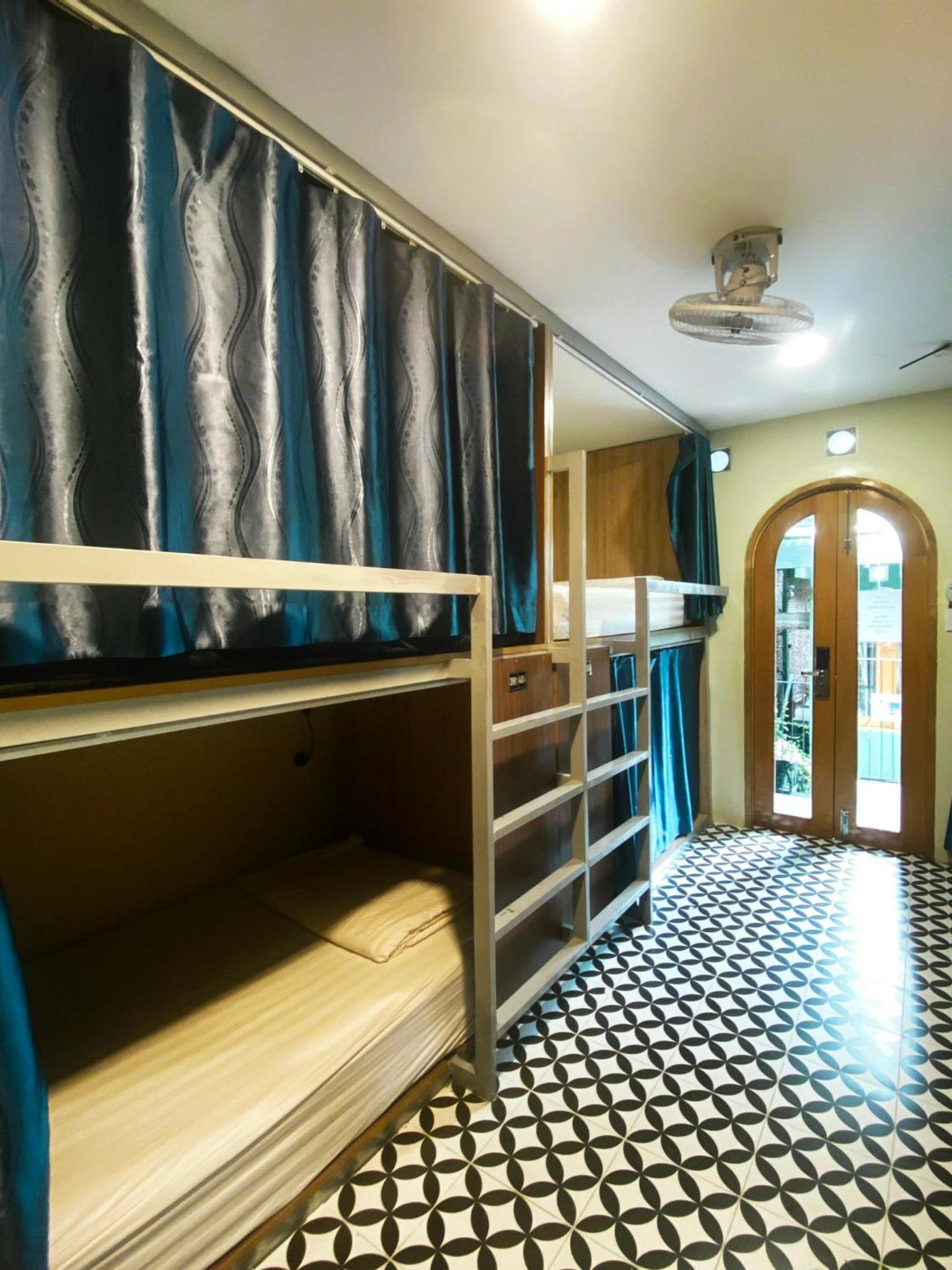 VY DA CENTRAL MARKET HOSTEL