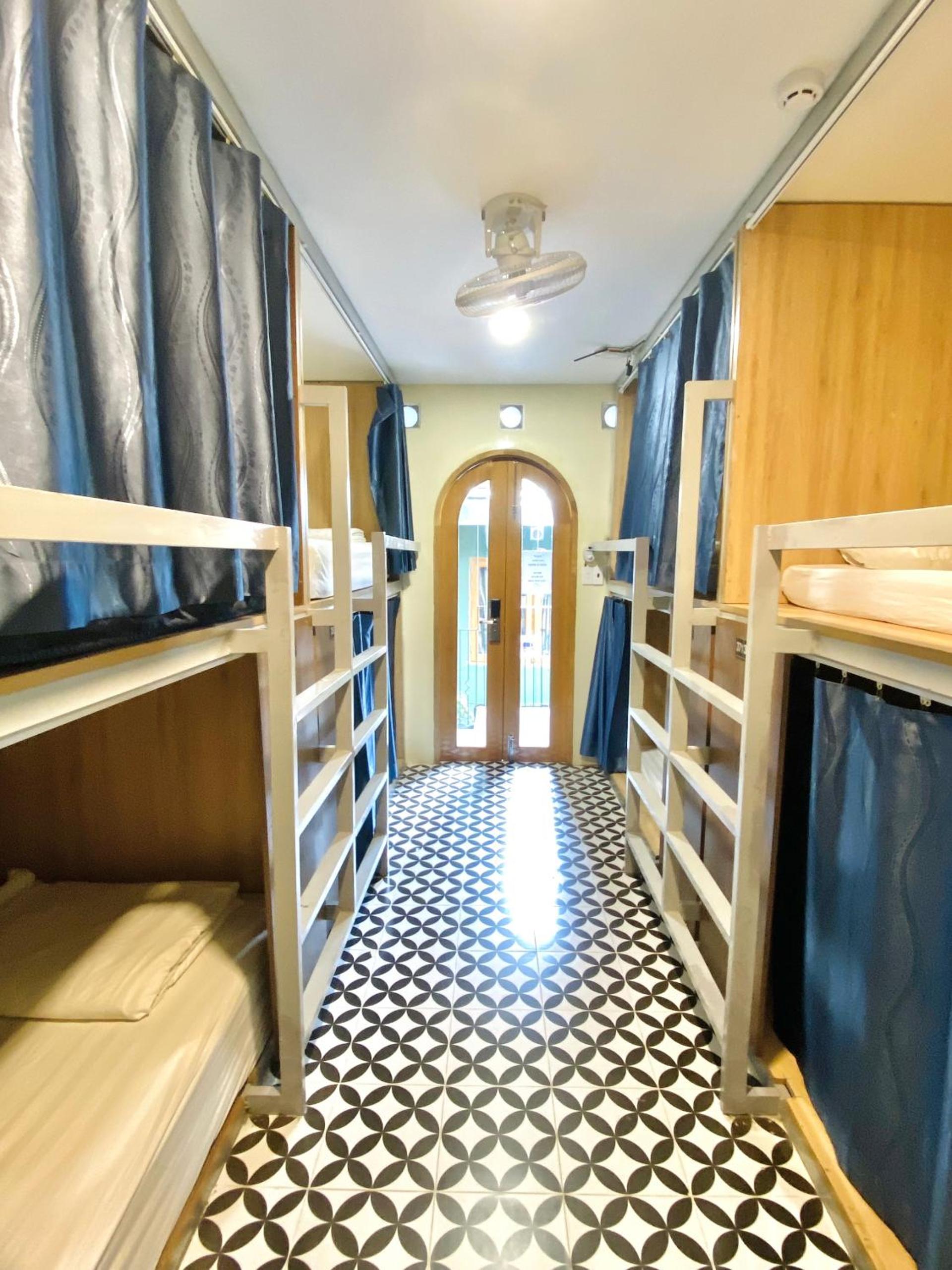 VY DA CENTRAL MARKET HOSTEL