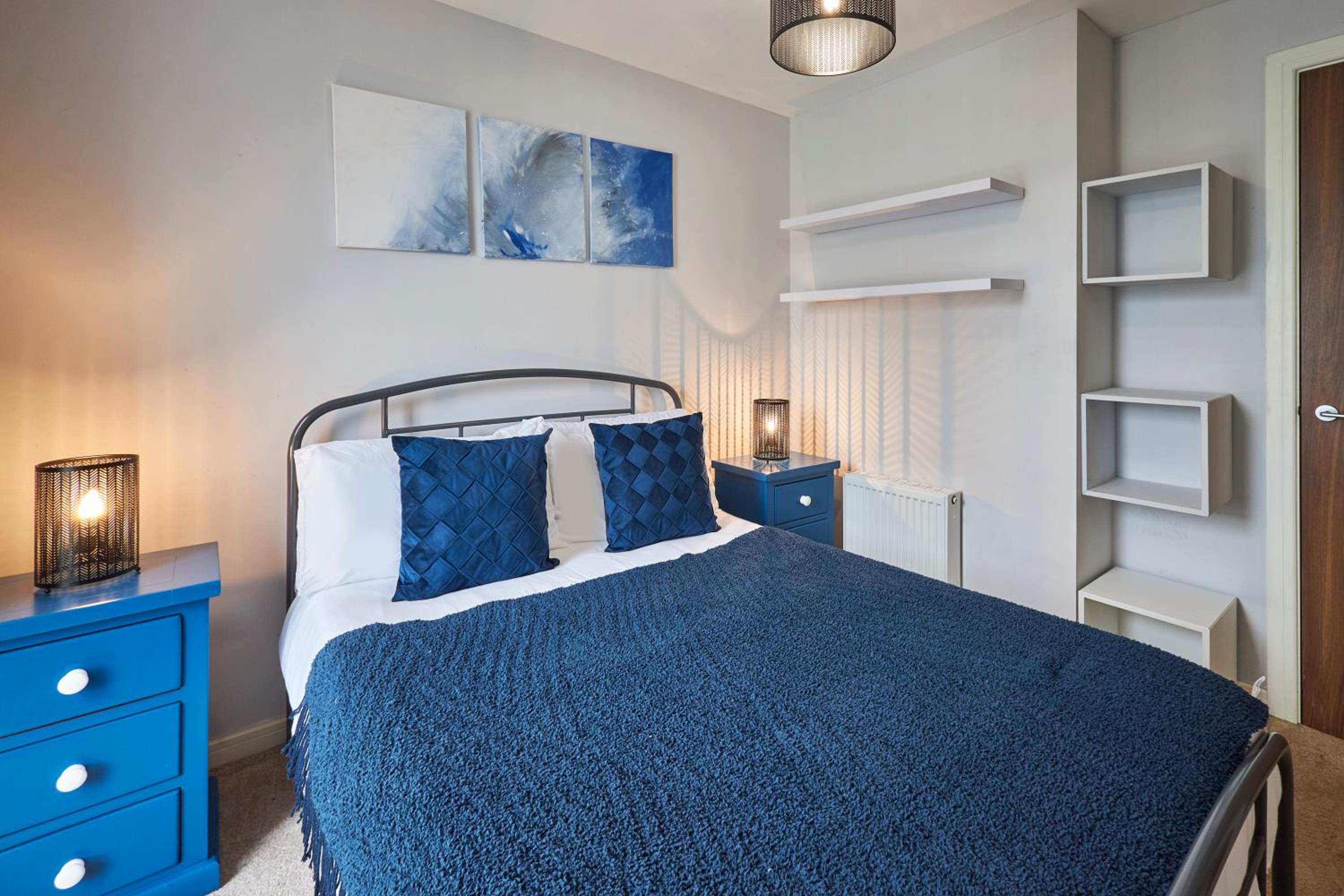 Host & Stay - London Avenue view 3