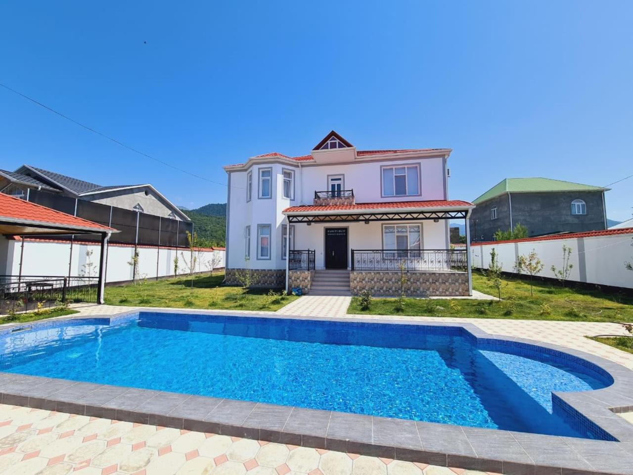 White new luxury villa SHiP