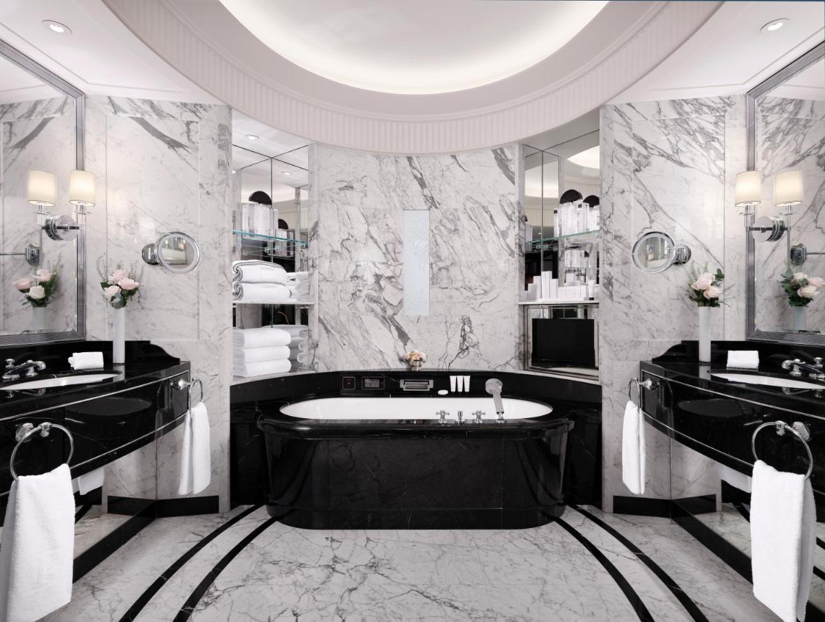 The Peninsula Paris 33