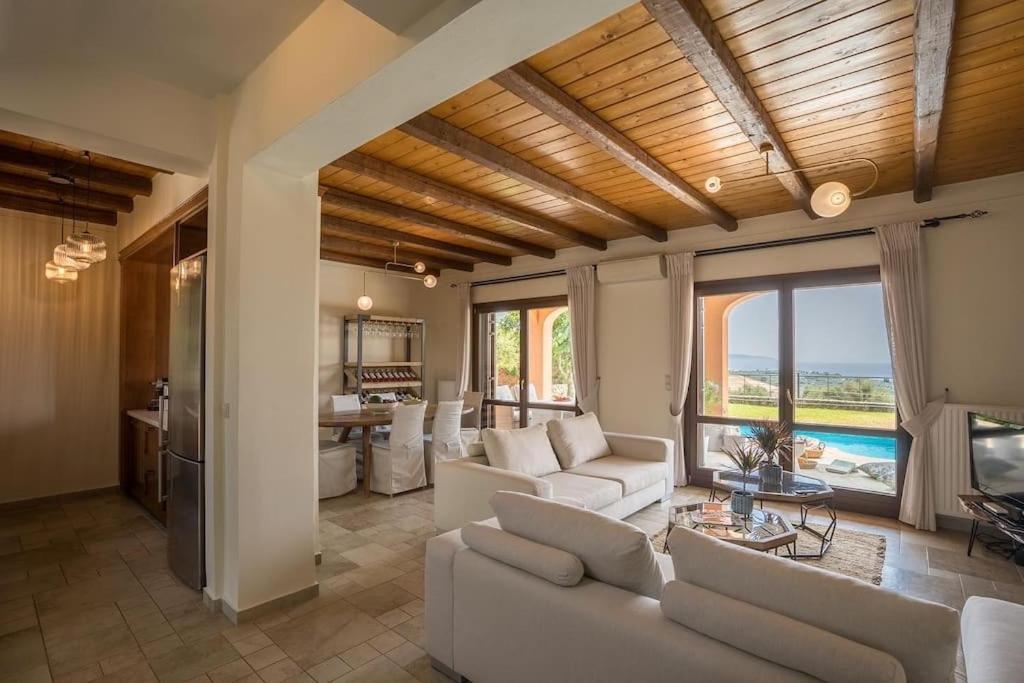 Villa Sarri by Sarris Winery view 5