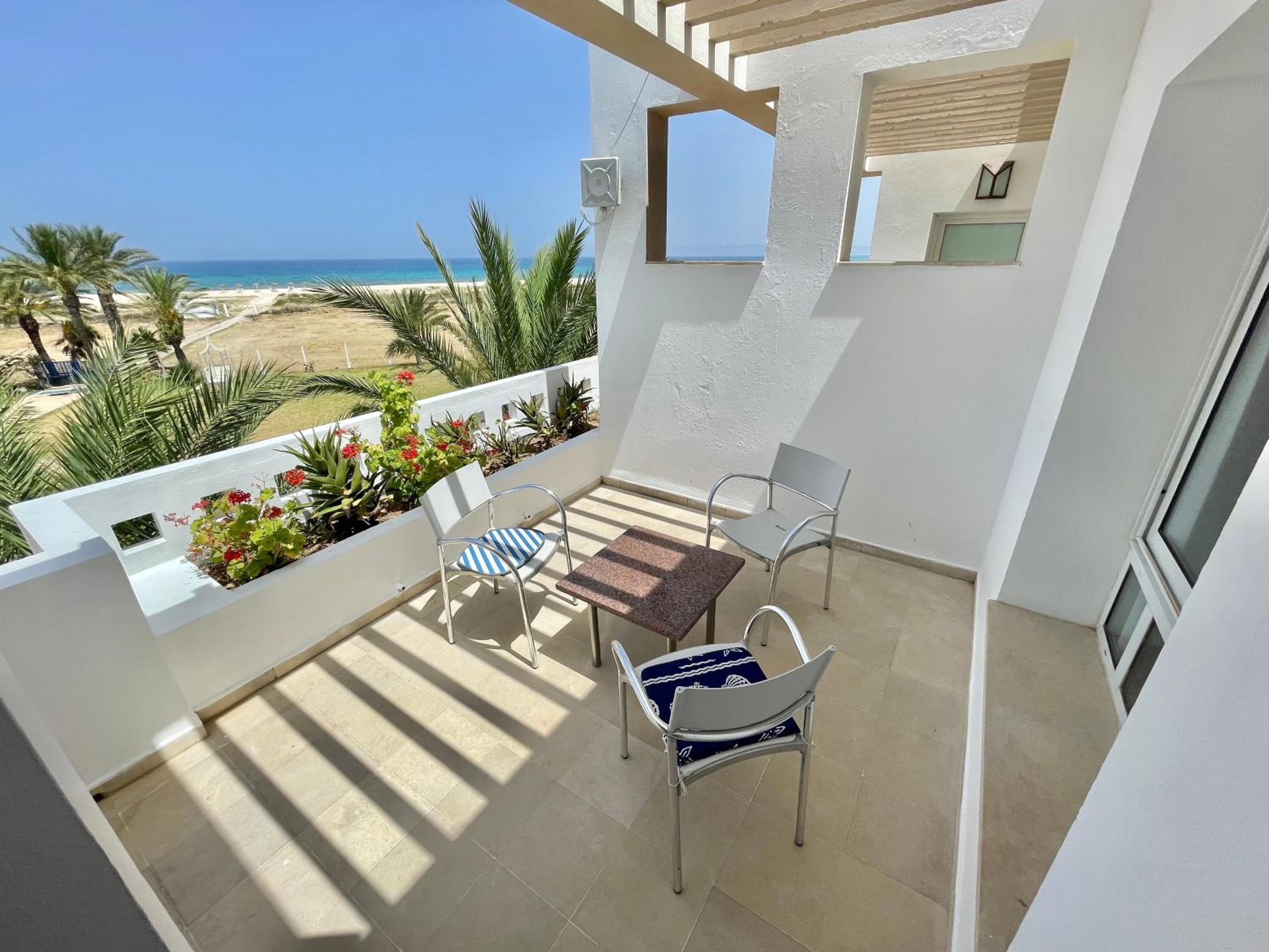 Beachfront Apartment 105- Hotel Andalucia view 5