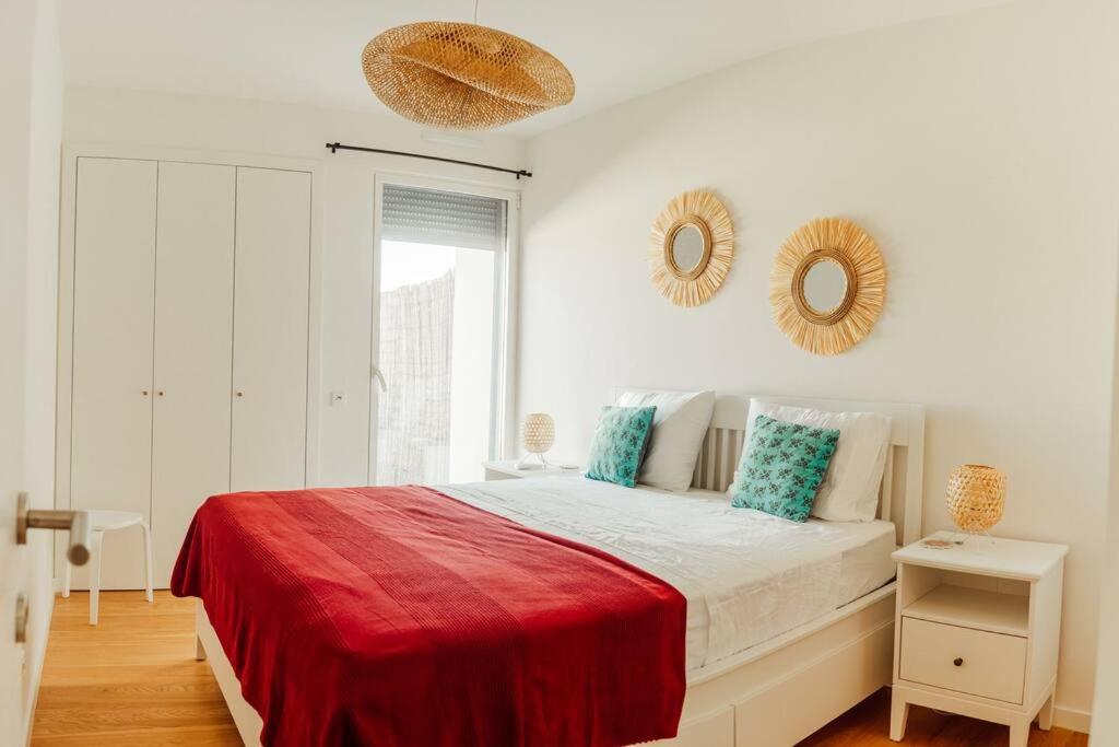 2BR Apt w- Private Garden, Pool, Gym & Parking view 3