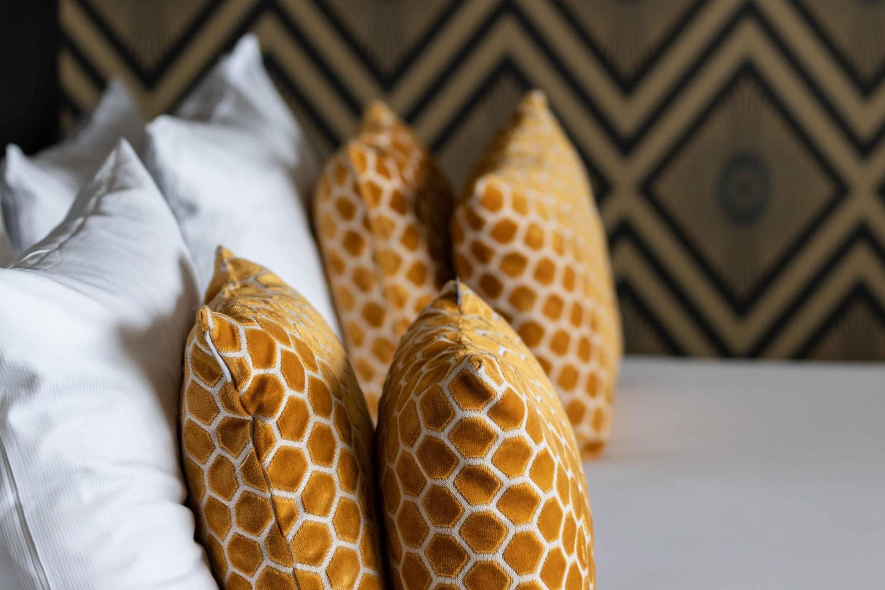 Hotel The James Rotterdam - Image 1