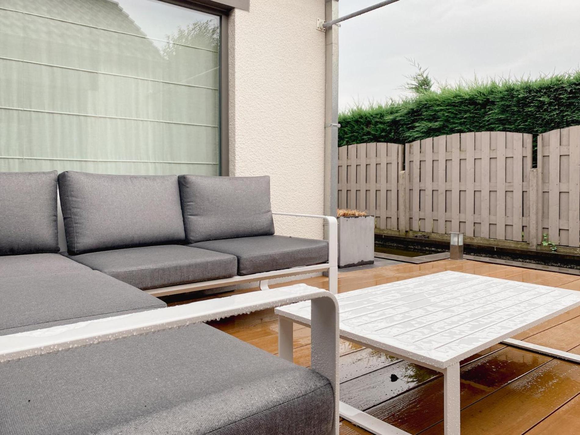 8P 4B Beautiful Villa with swimming pool in Zonhoven