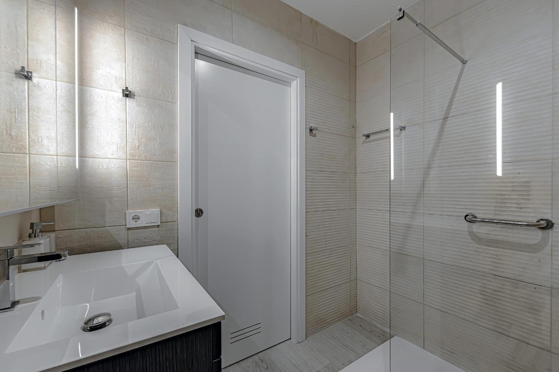 Luxury 2bedroom apartment on San Juan Beach view 2