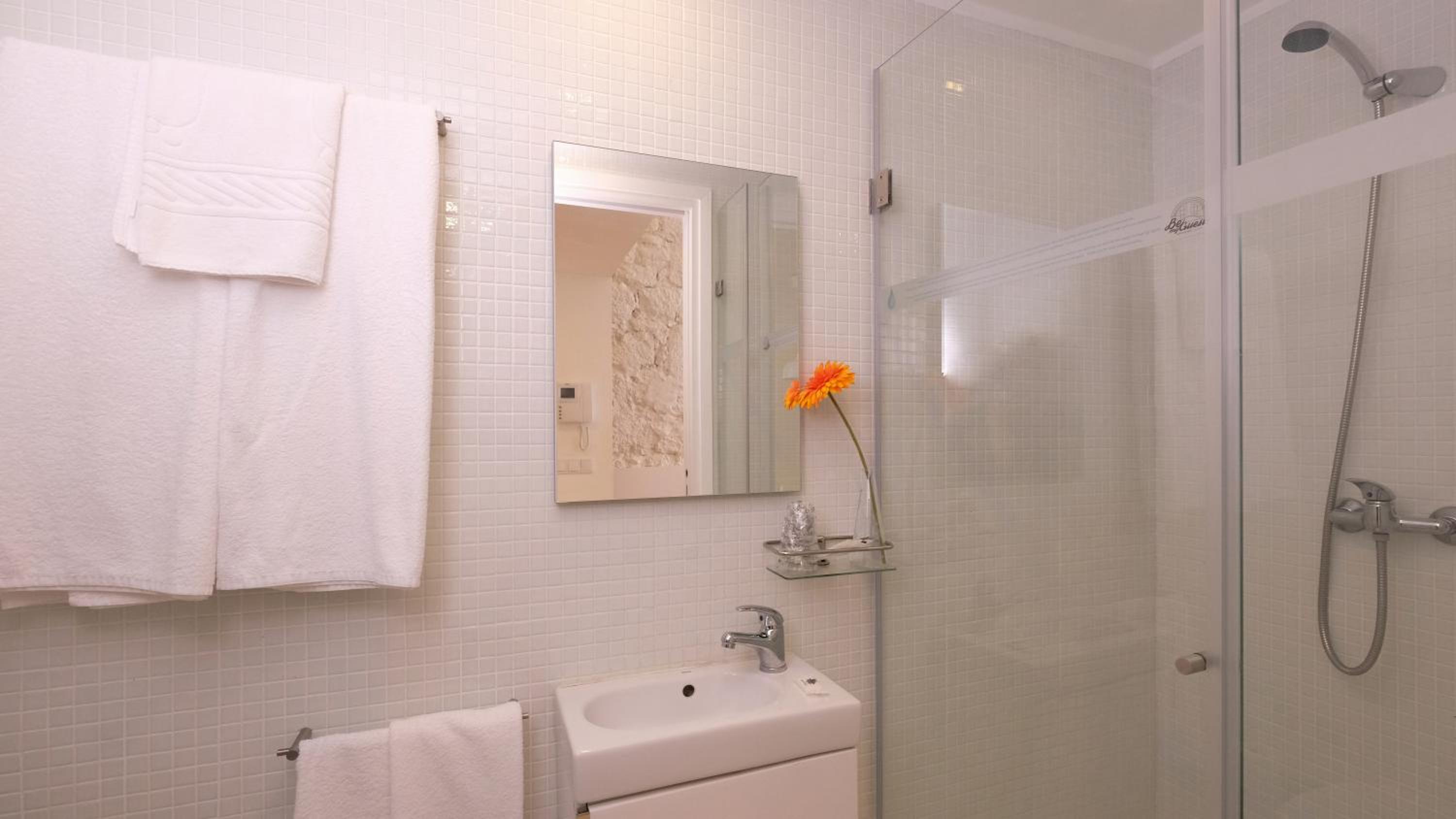 Bemyguest - Loft Guest House Jardim das Mães Charming, photo 75