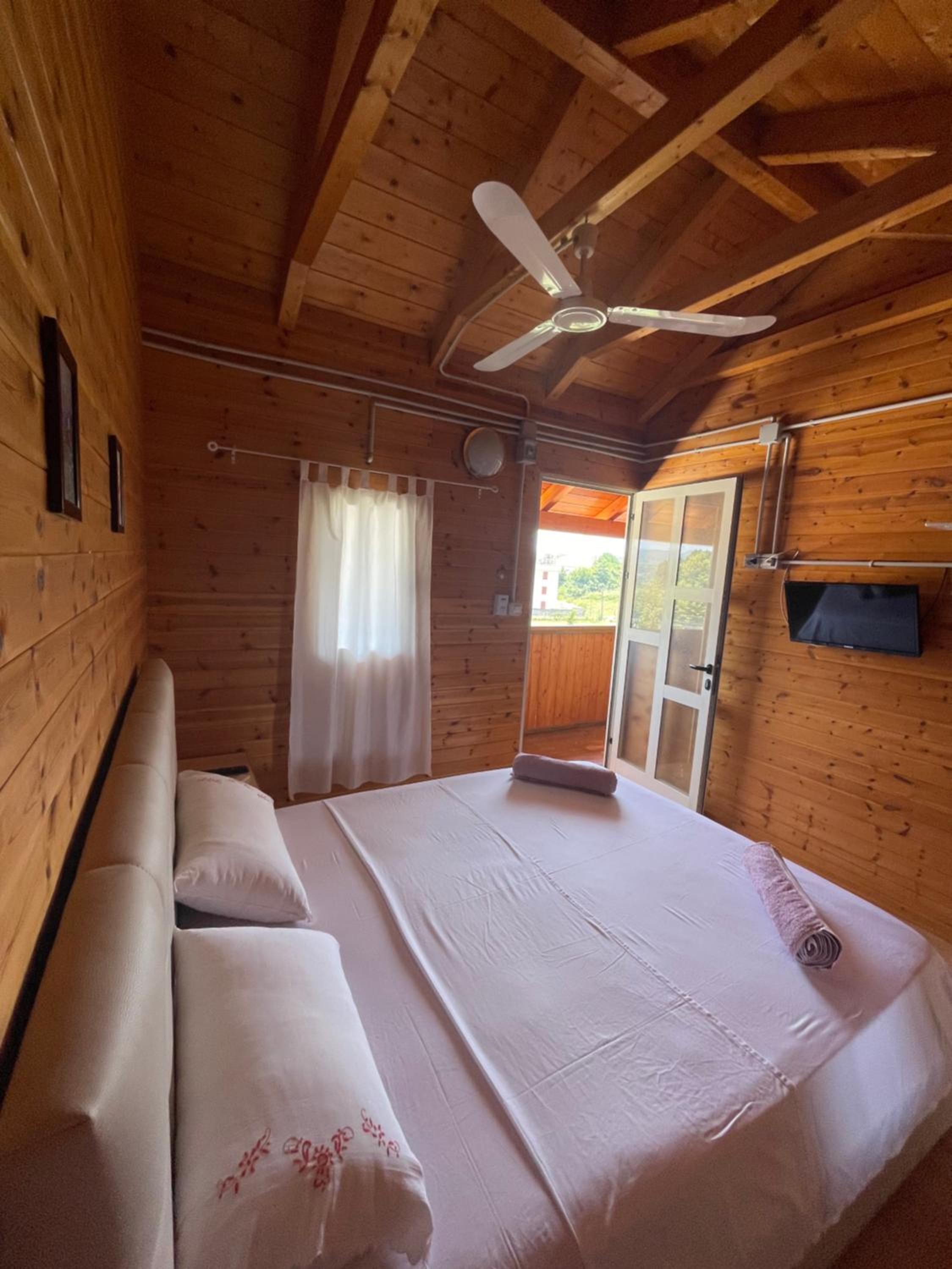 Vila Livio - Guest house Rreshen Mirdite