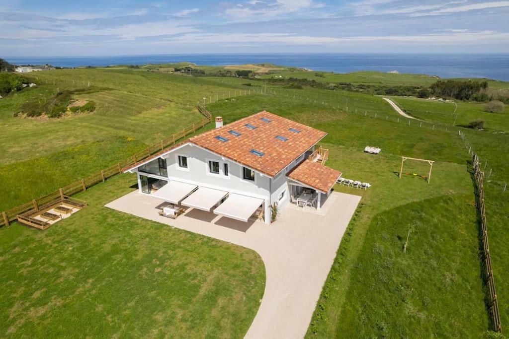 Wishome-Villa espectacular con piscina climatizada