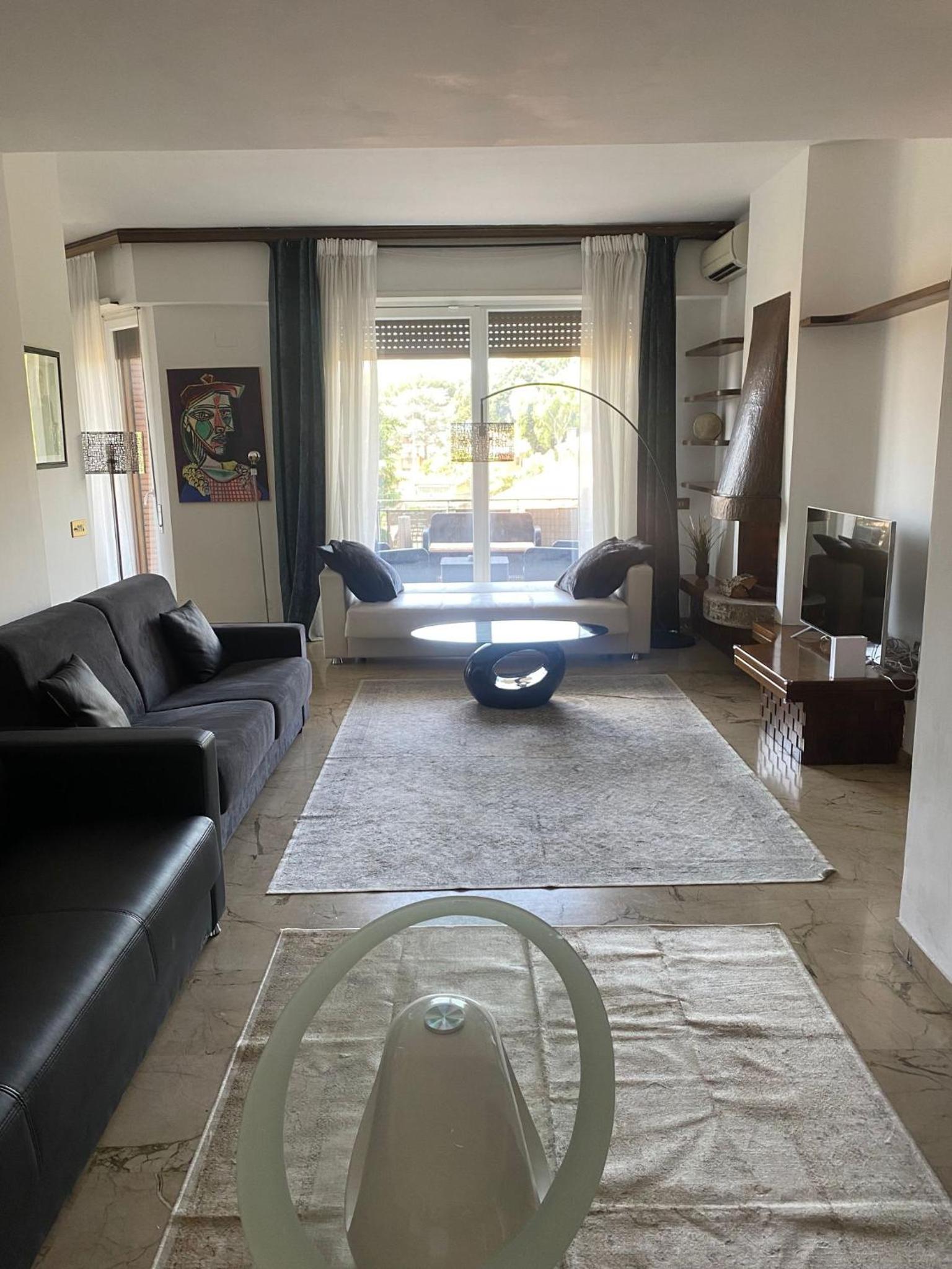 Eur Centro lux apartment con camino