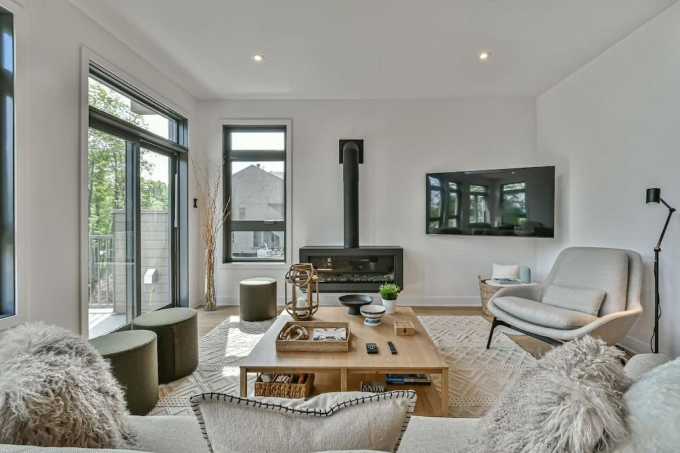 203 Verbier Building 7 - 5BR Tremblant Lux Condo Close to Everything